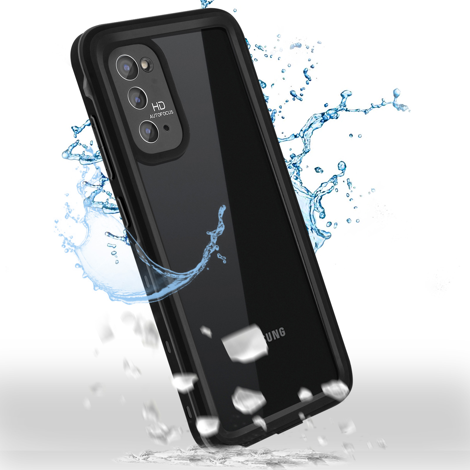 Una custodia nera per telefono è circondata da goccioline d'acqua. Il telefono ha più fotocamere.