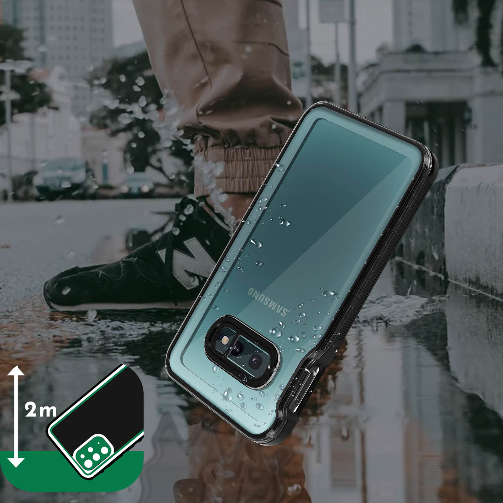 Smartphone in klarer, wasserdichter Hülle, mit Wassertropfen und 2m Tiefenbewertung.