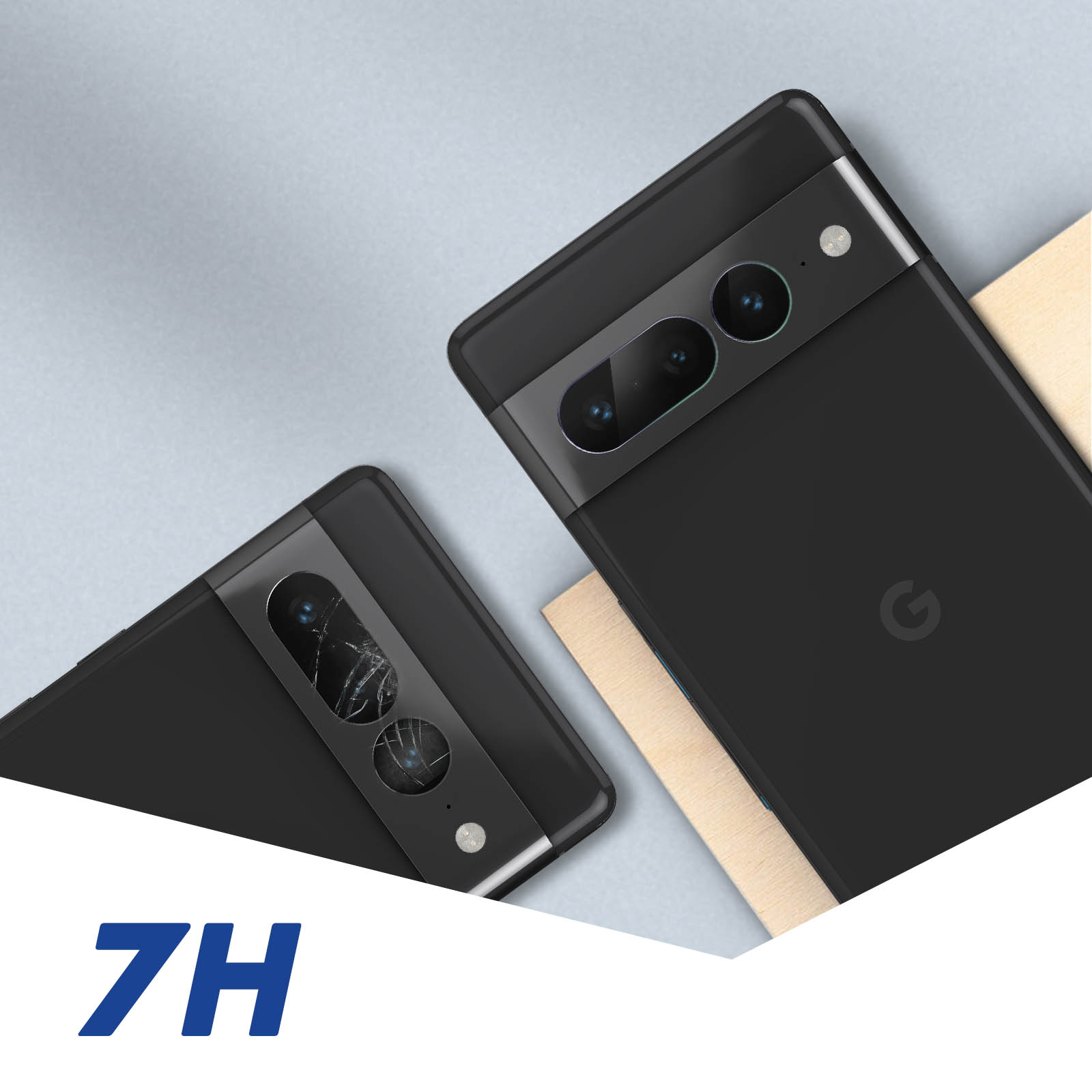 Dwa czarne telefony z pękniętym ekranem, a drugi nienaruszony. Białe tło.