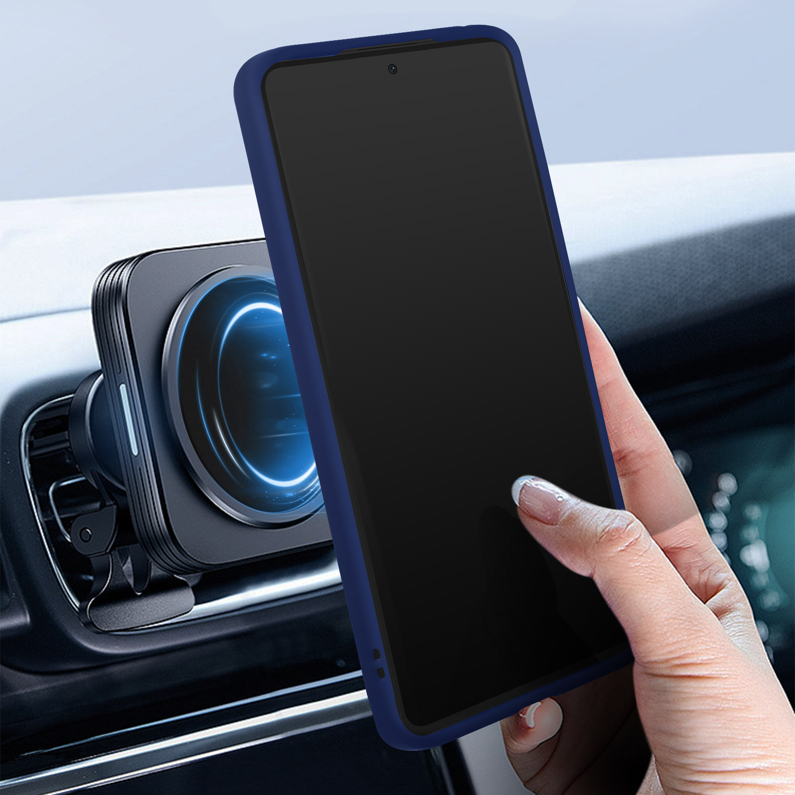 Telefono in custodia blu attaccato a un supporto per auto.