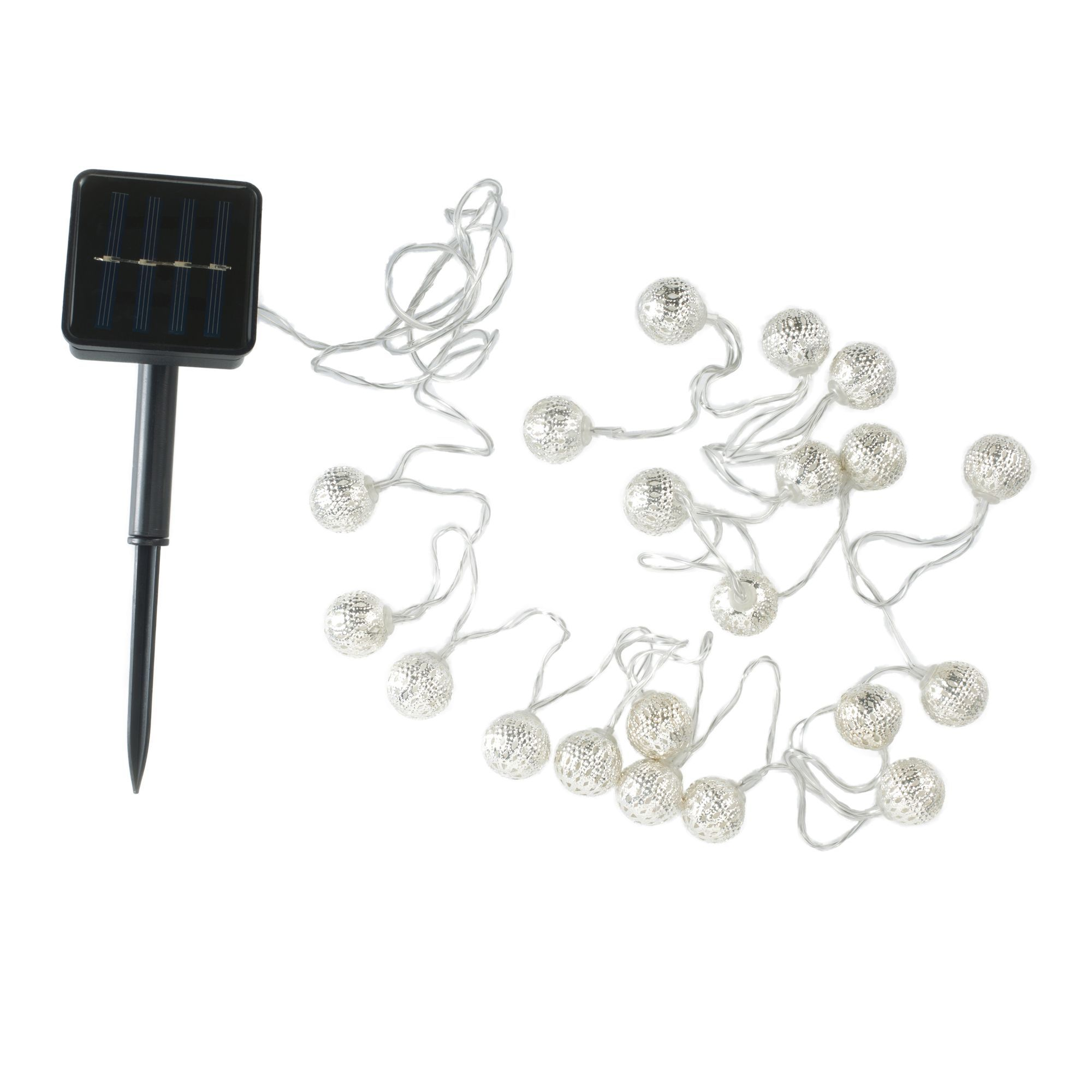 Panel słoneczny z czarnym kołkiem i łańcuchem srebrnych kulek.