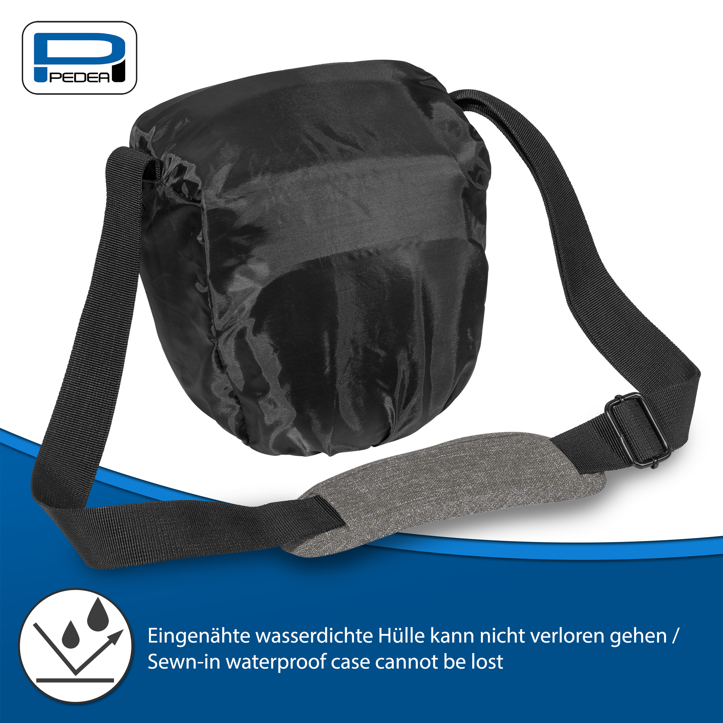 Schwarze, gefaltete Tasche mit Schultergurt. Text: eingenähte wasserdichte Hülle kann nicht verloren gehen.