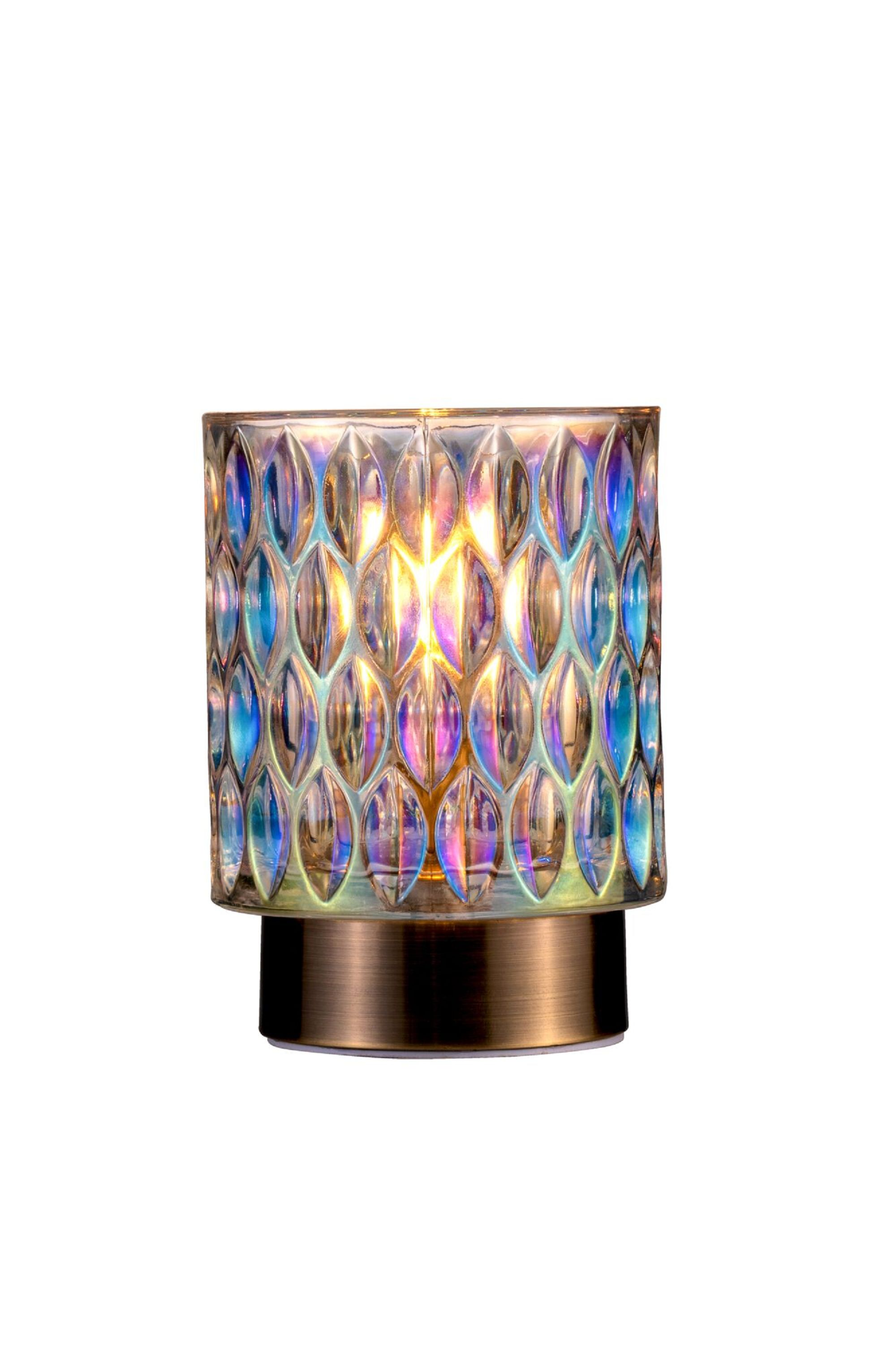 Szklana lampa stołowa z irysującym wzorem na kloszu. Brązowa podstawa.