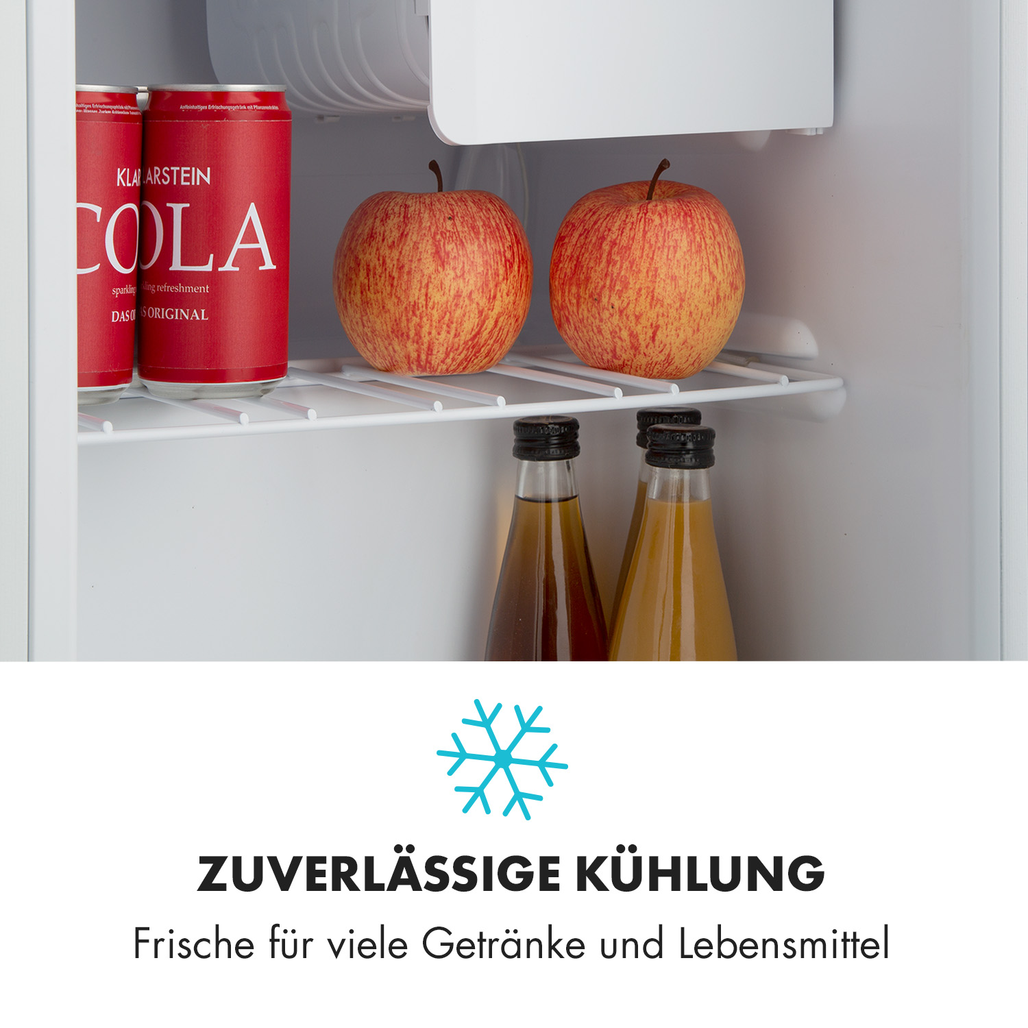 Una mini nevera con latas de cola rojas, manzanas y botellas dentro. Texto: 'Enfriamiento confiable'.