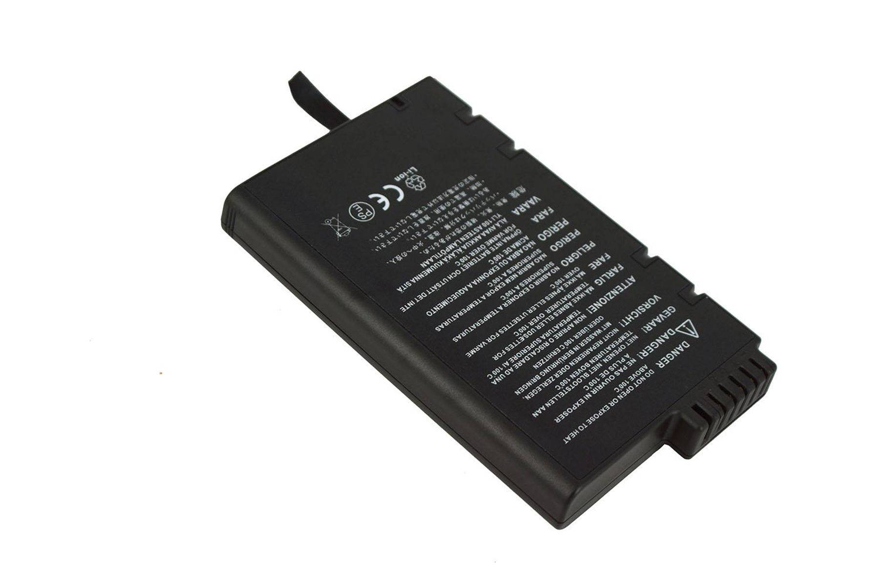 Batteria rettangolare nera con avvertenze, isolata su sfondo bianco.