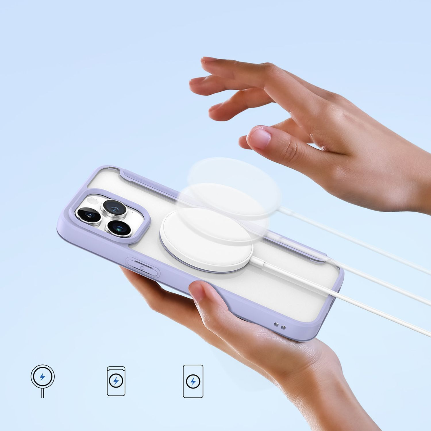 Ein Telefon in einer lila Hülle wird drahtlos von einem weißen Ladepad aufgeladen.