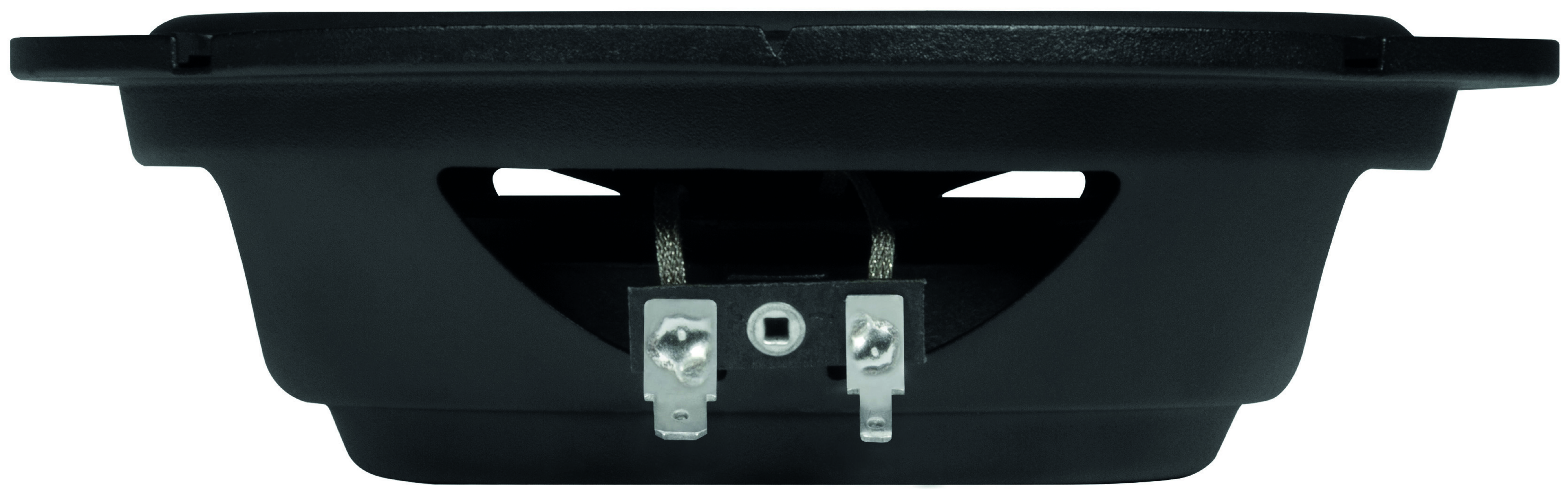 Die Rückseite eines schwarzen Lautsprechers mit Anschlüssen für Kabel. Der Hintergrund ist einfarbig weiß.