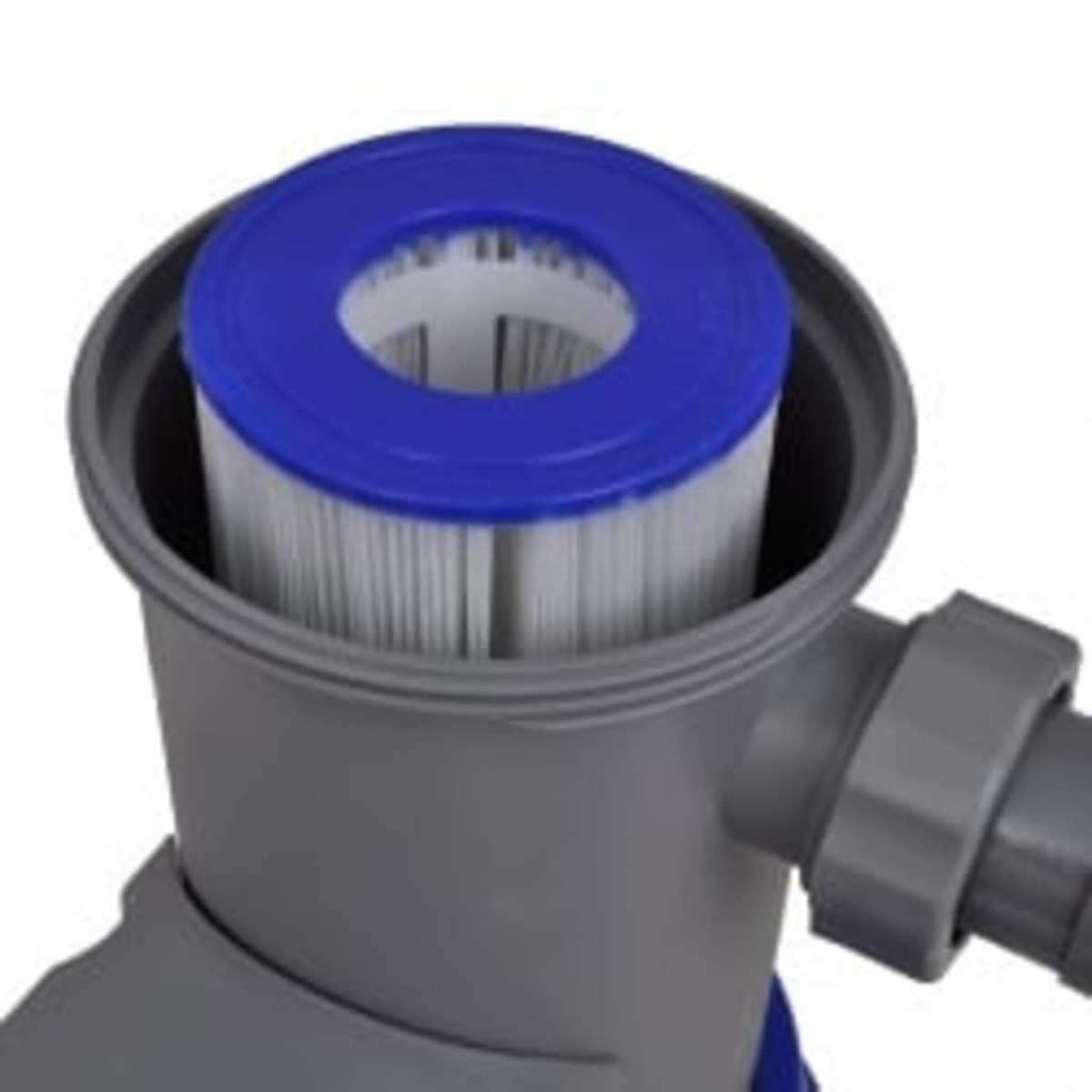 Primer plano de un filtro de piscina gris con filtro azul y blanco.