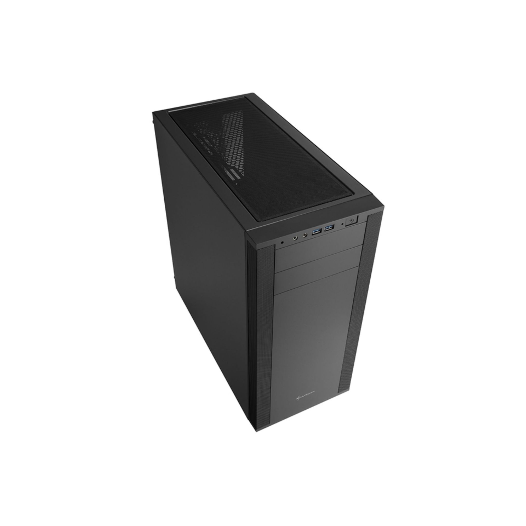 Un case per computer nero con mesh sulla parte anteriore e superiore, vista angolata su sfondo bianco.