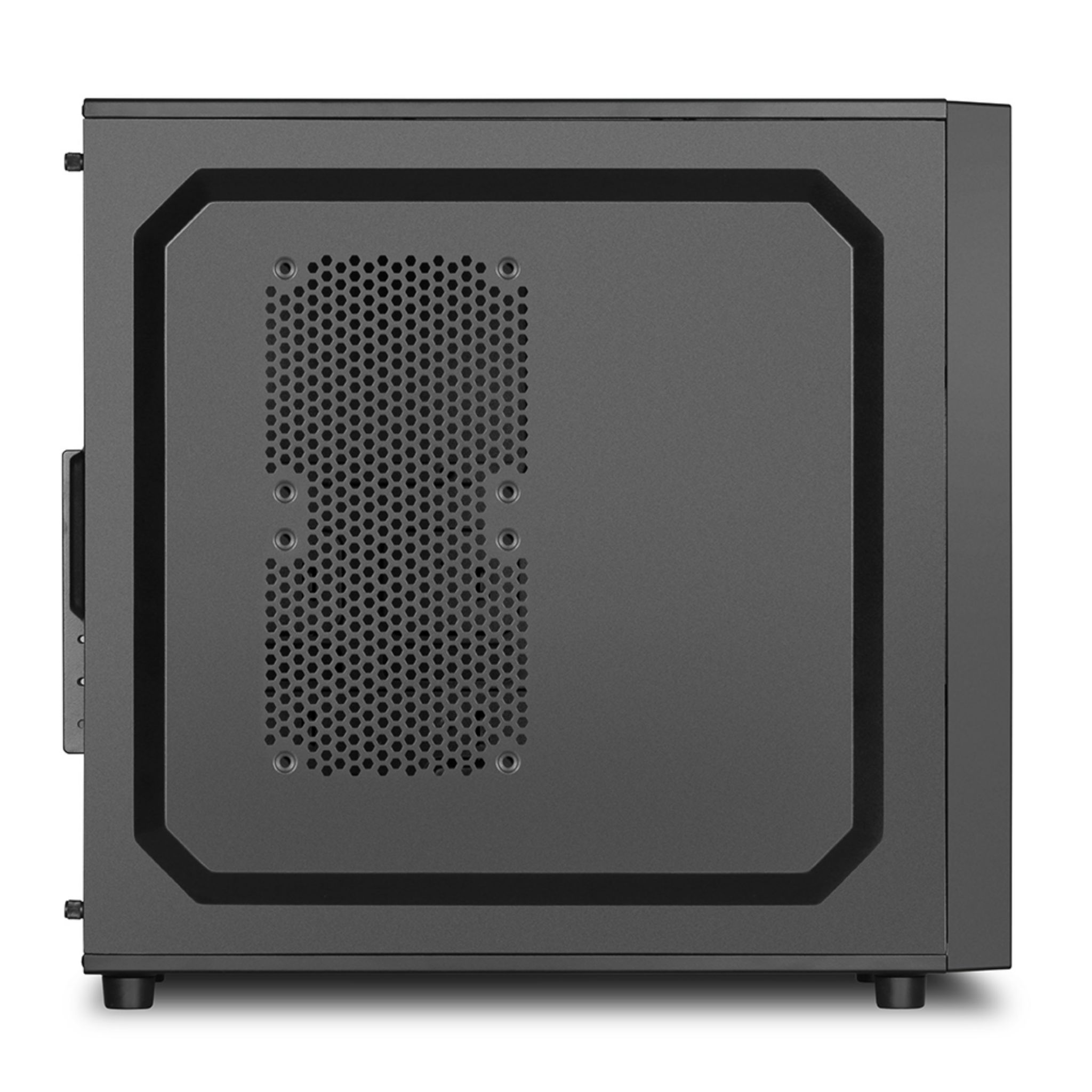 Ein schwarzes Computergehäuse mit Lüftungslöchern und Seitenwand. Der Hintergrund ist weiß.