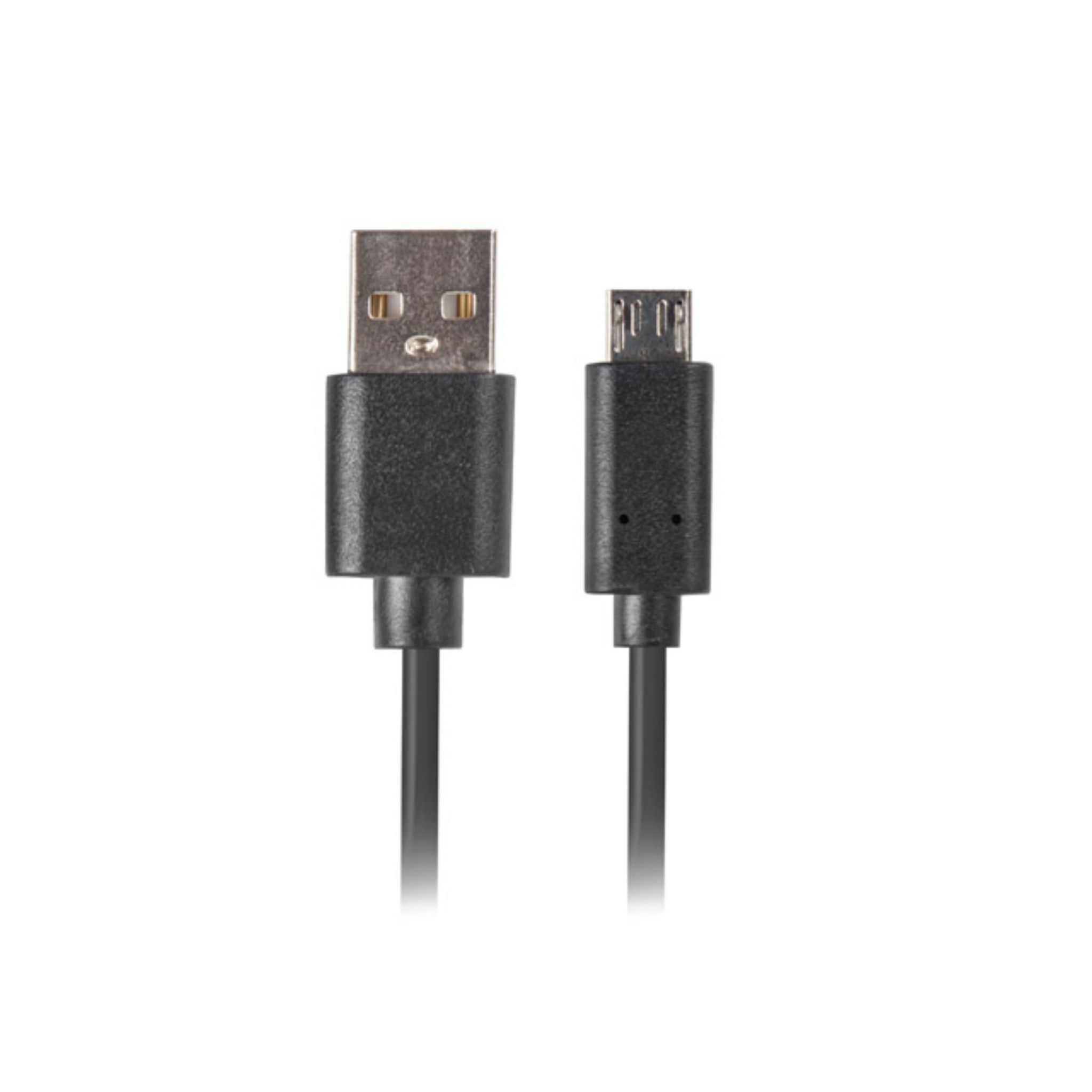 Cavo USB nero con due estremità: USB-A e Micro-USB. Sfondo bianco.