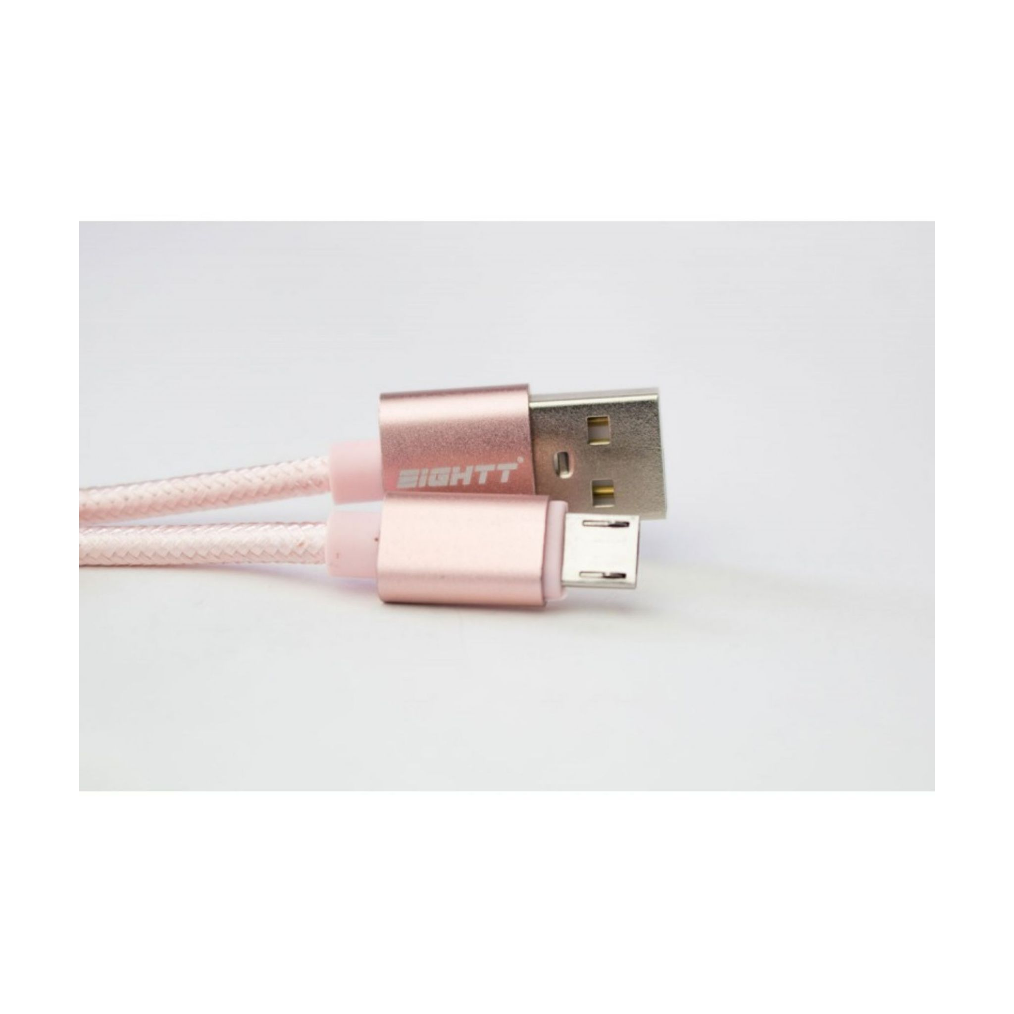 Cavo USB rosa con un connettore USB e micro USB. Il cavo è su sfondo bianco.