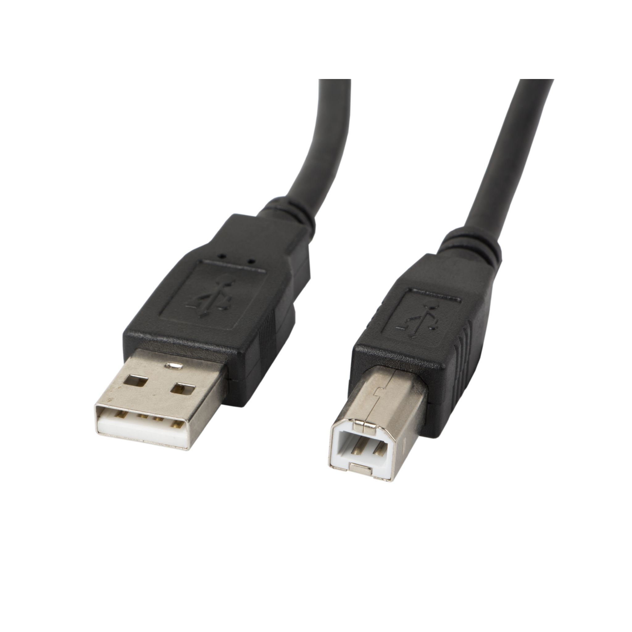 Zwarte USB-kabel met twee connectoren, geïsoleerd op een witte achtergrond.