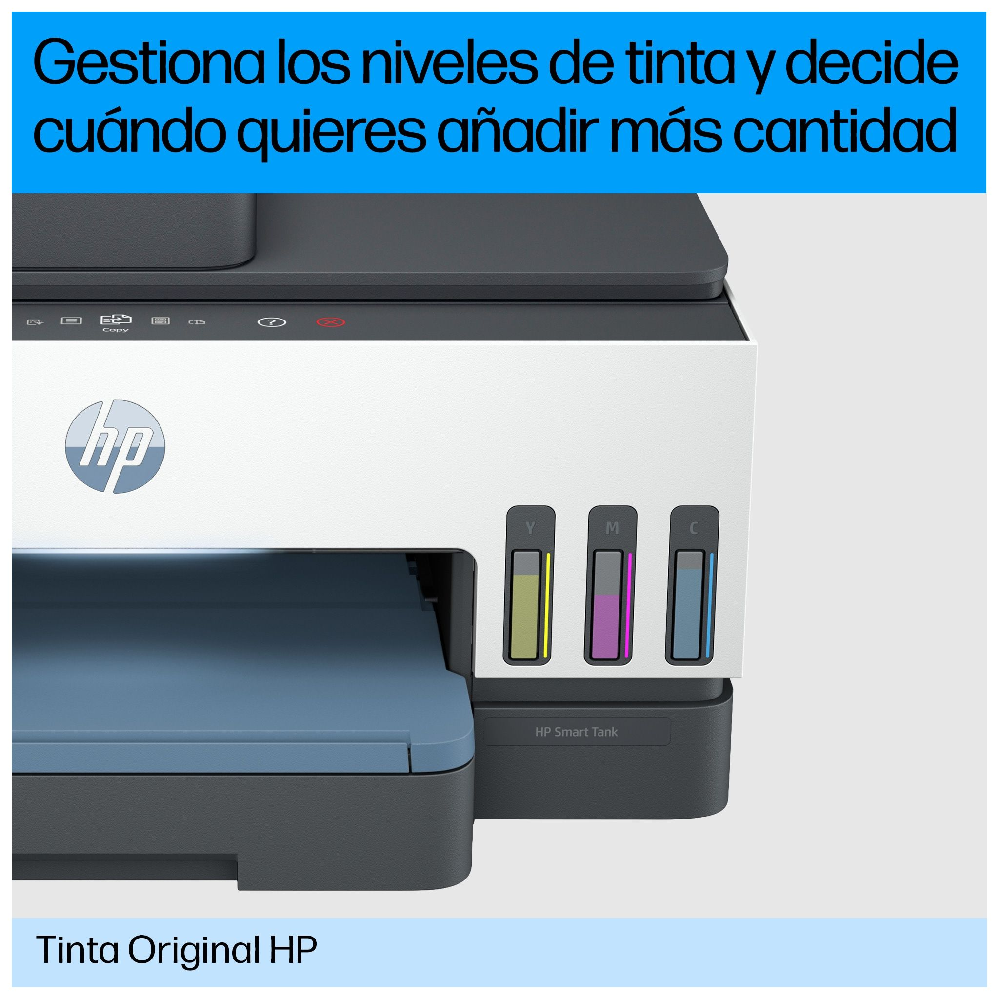 Zbliżenie białej i szarej drukarki z wyświetlonymi poziomami tuszu, tekst po hiszpańsku.