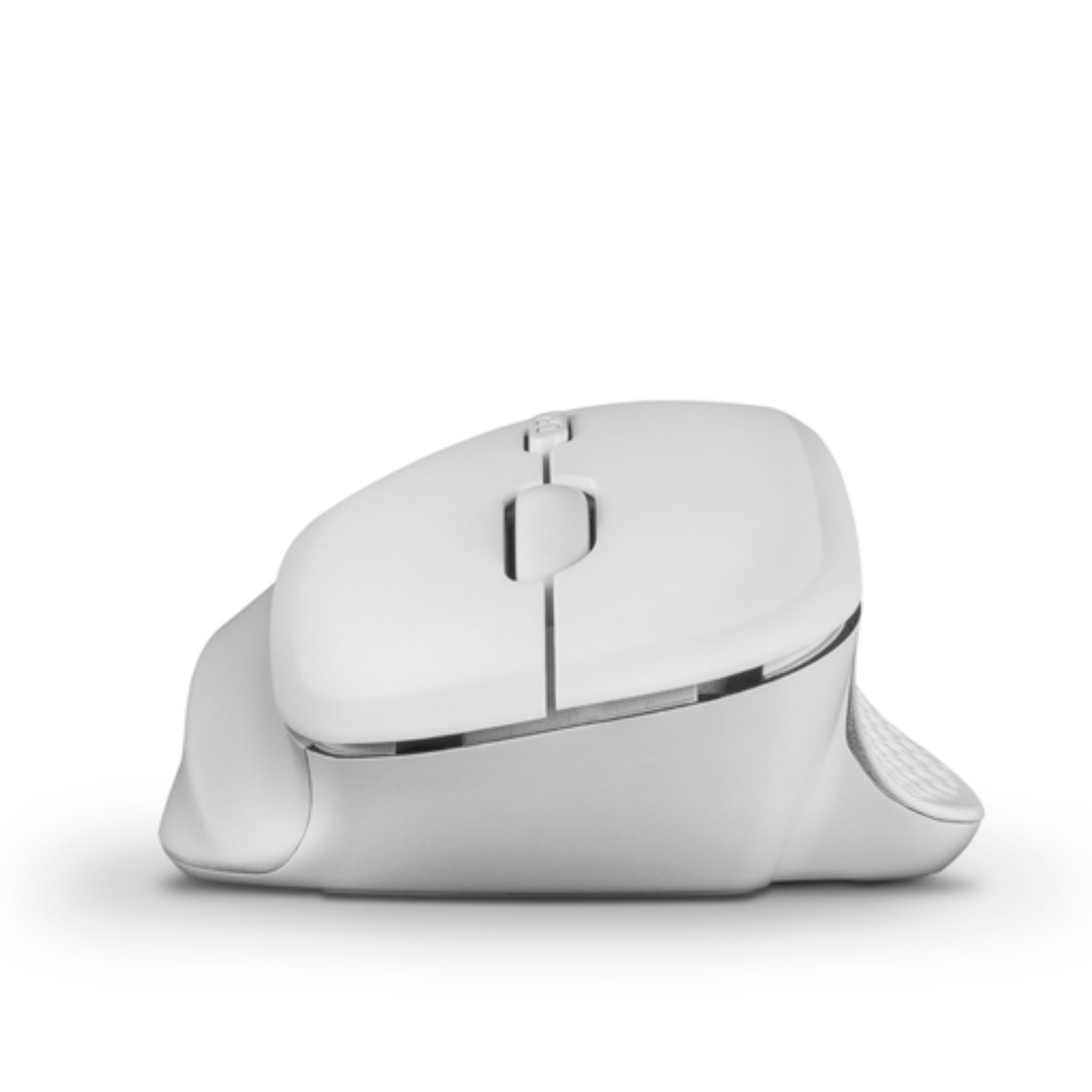 Mouse per computer bianco con rotella di scorrimento. Sfondo bianco.