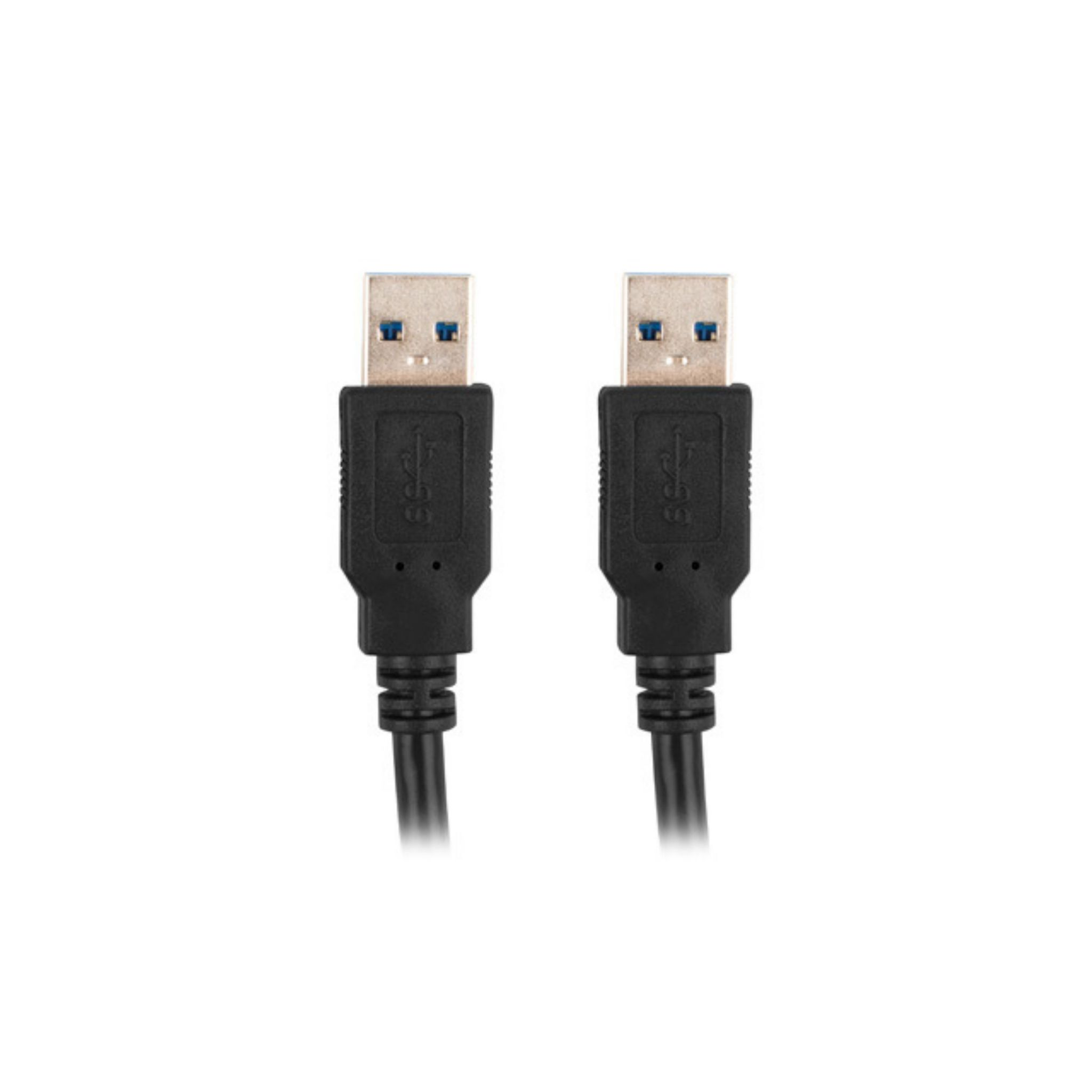 Deux câbles USB 3.0 noirs. Les deux avec le même type de connecteurs.