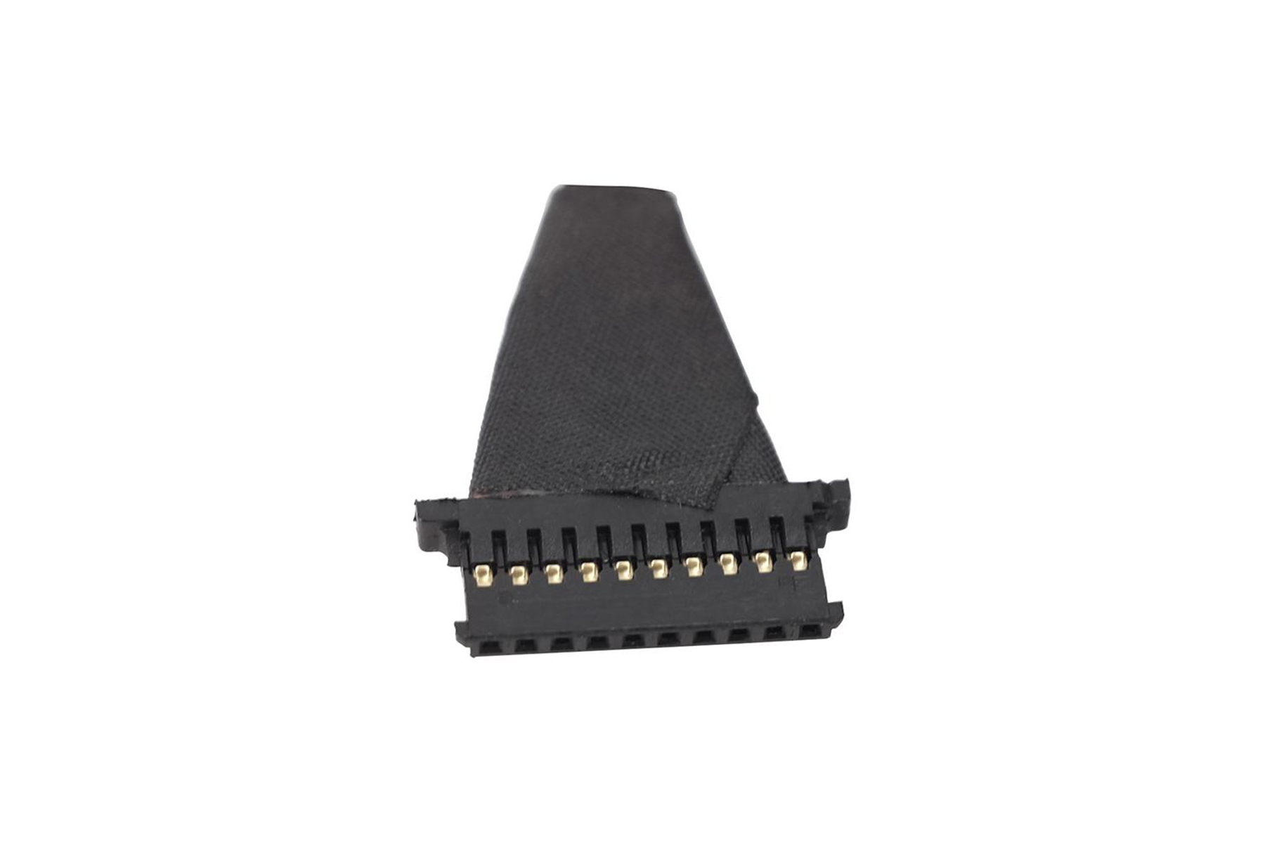 Un cavo a nastro nero con pin dorati su sfondo bianco. Il cavo è dritto e i pin sono visibili.