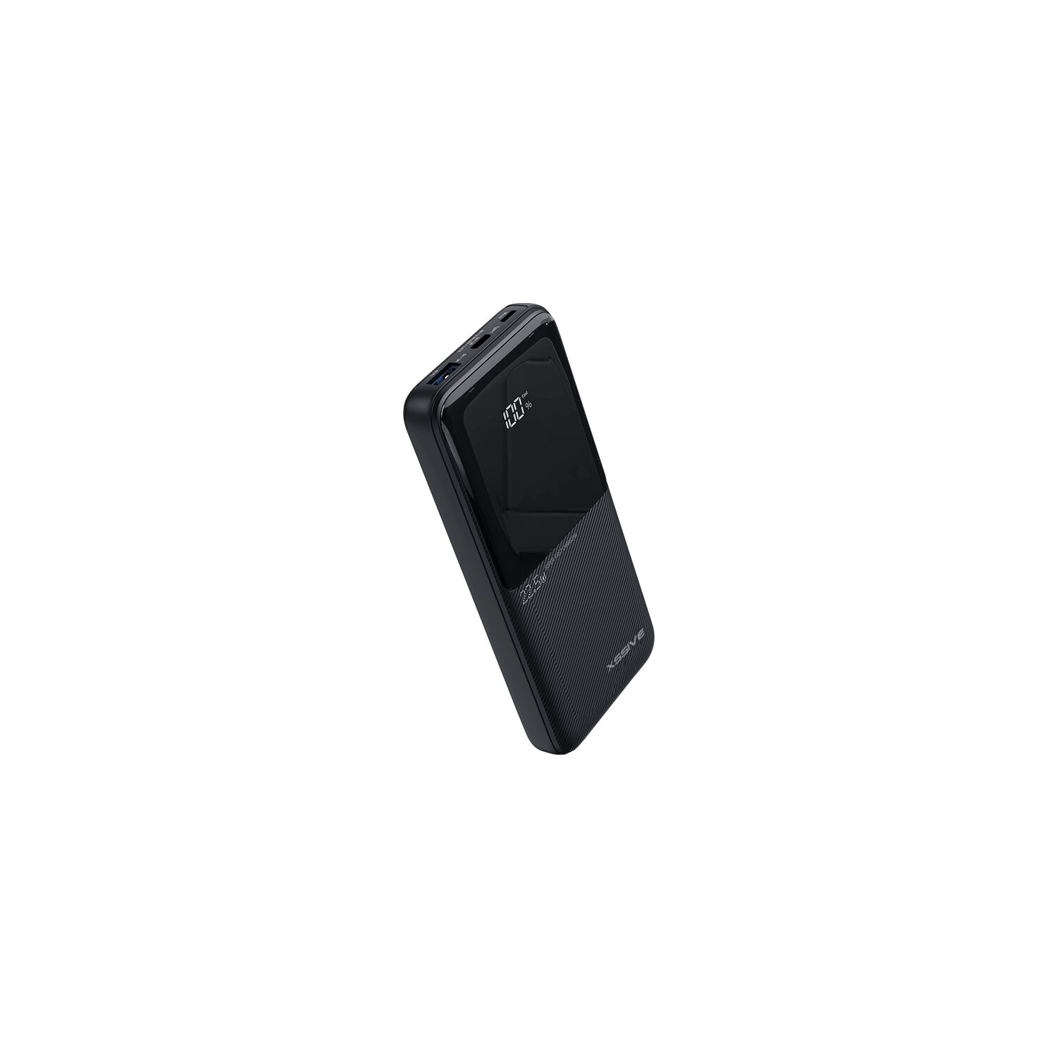 Schwarze Powerbank mit digitaler Anzeige, die 100% anzeigt, und strukturierter Oberfläche, mit weißem Hintergrund.