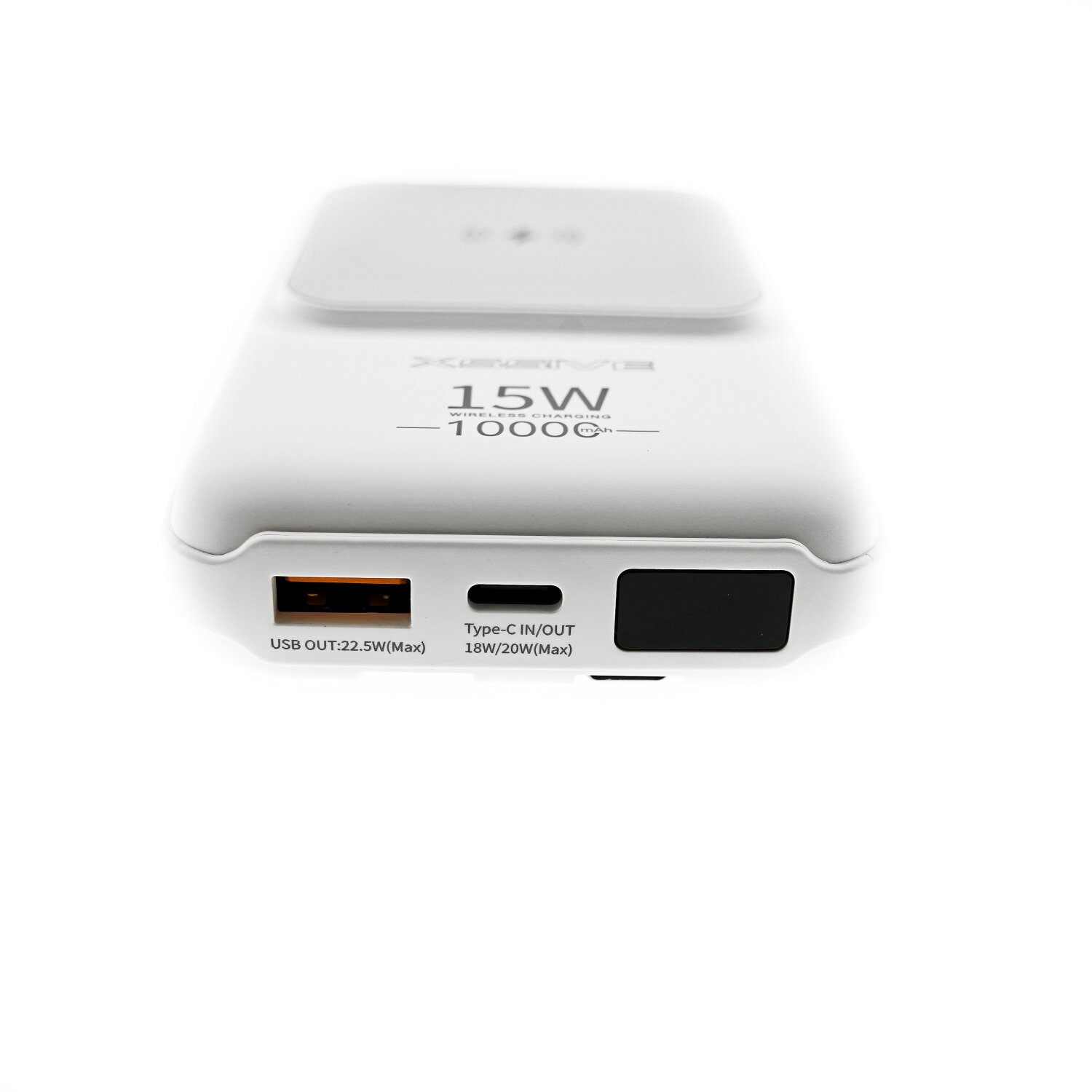 Ein weißes 15-W-Wireless-Ladegerät mit USB-Ausgang und Typ-C-Anschlüssen, mit '10000' markiert.