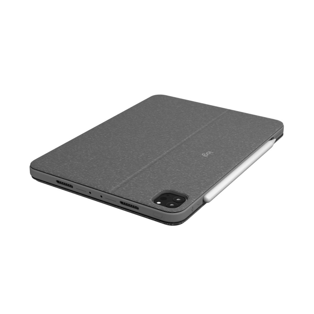 Una custodia per tablet grigia con una matita attaccata. Sfondo bianco.