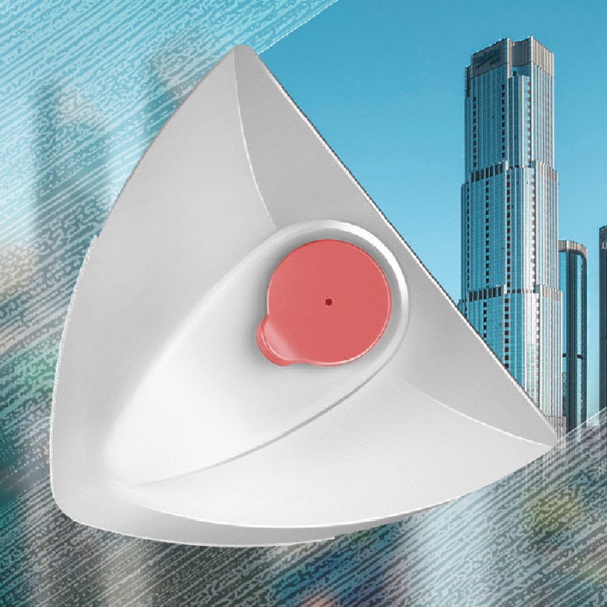 Biała myjka do okien z czerwonym przyciskiem na szklanej szybie. W tle widoczne wieżowce.