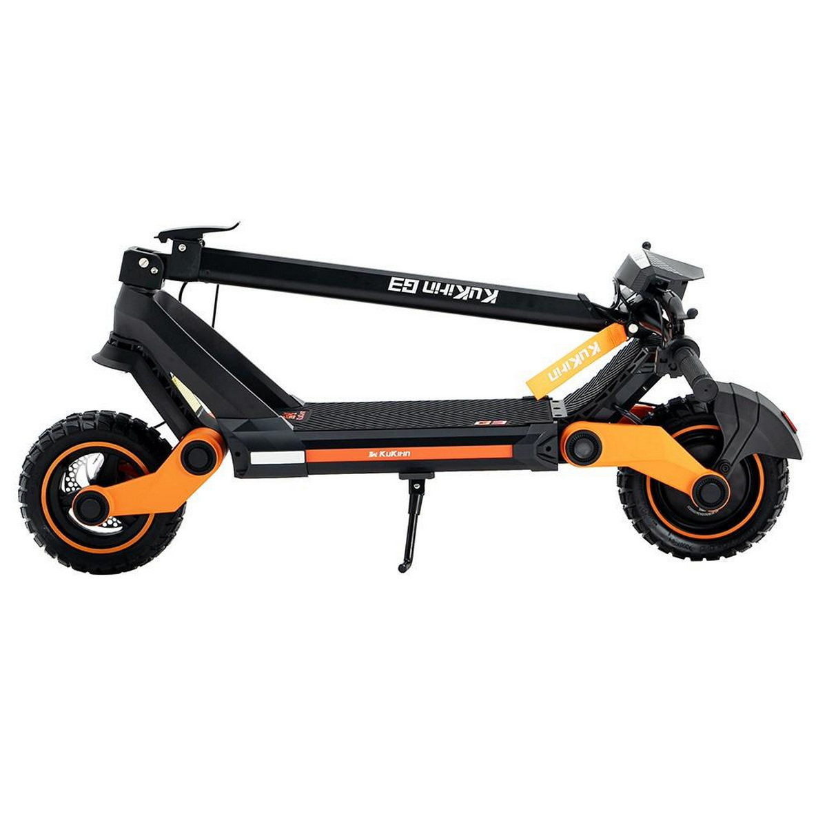 Scooter elettrico nero e arancione, piegato, su sfondo bianco, con marchio.