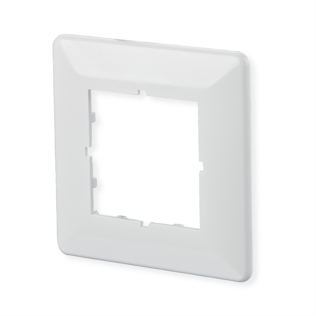 Plaque murale rectangulaire blanche avec une ouverture carrée au centre, pour prises électriques.