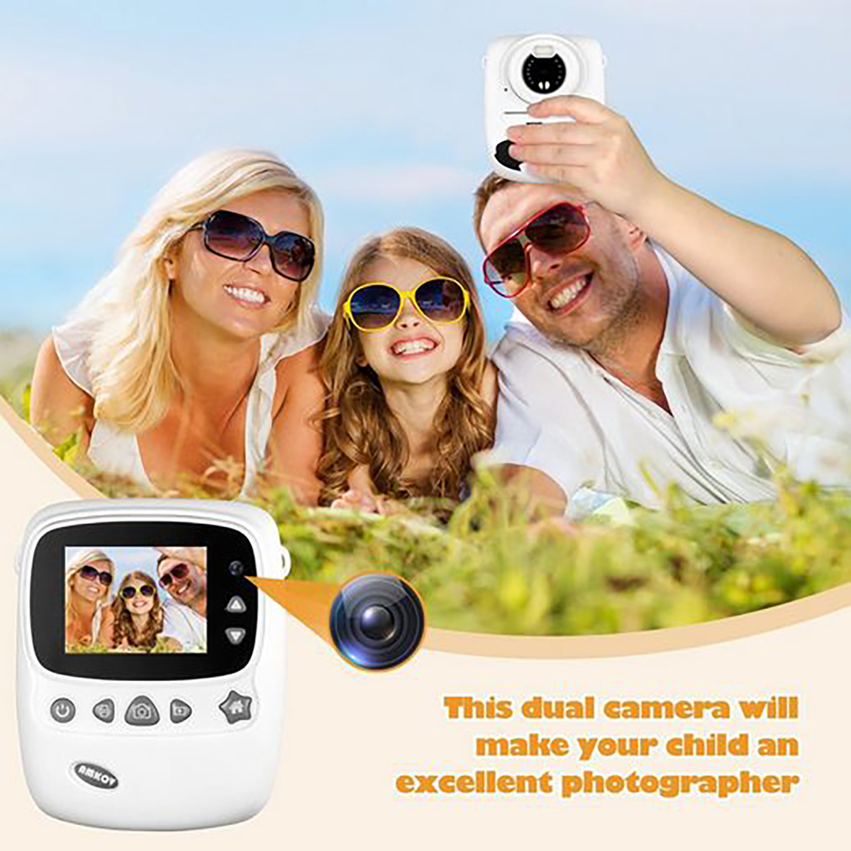 Familia tomando una foto con una cámara blanca. Texto: 'Esta cámara dual hará de tu hijo un excelente fotógrafo'.