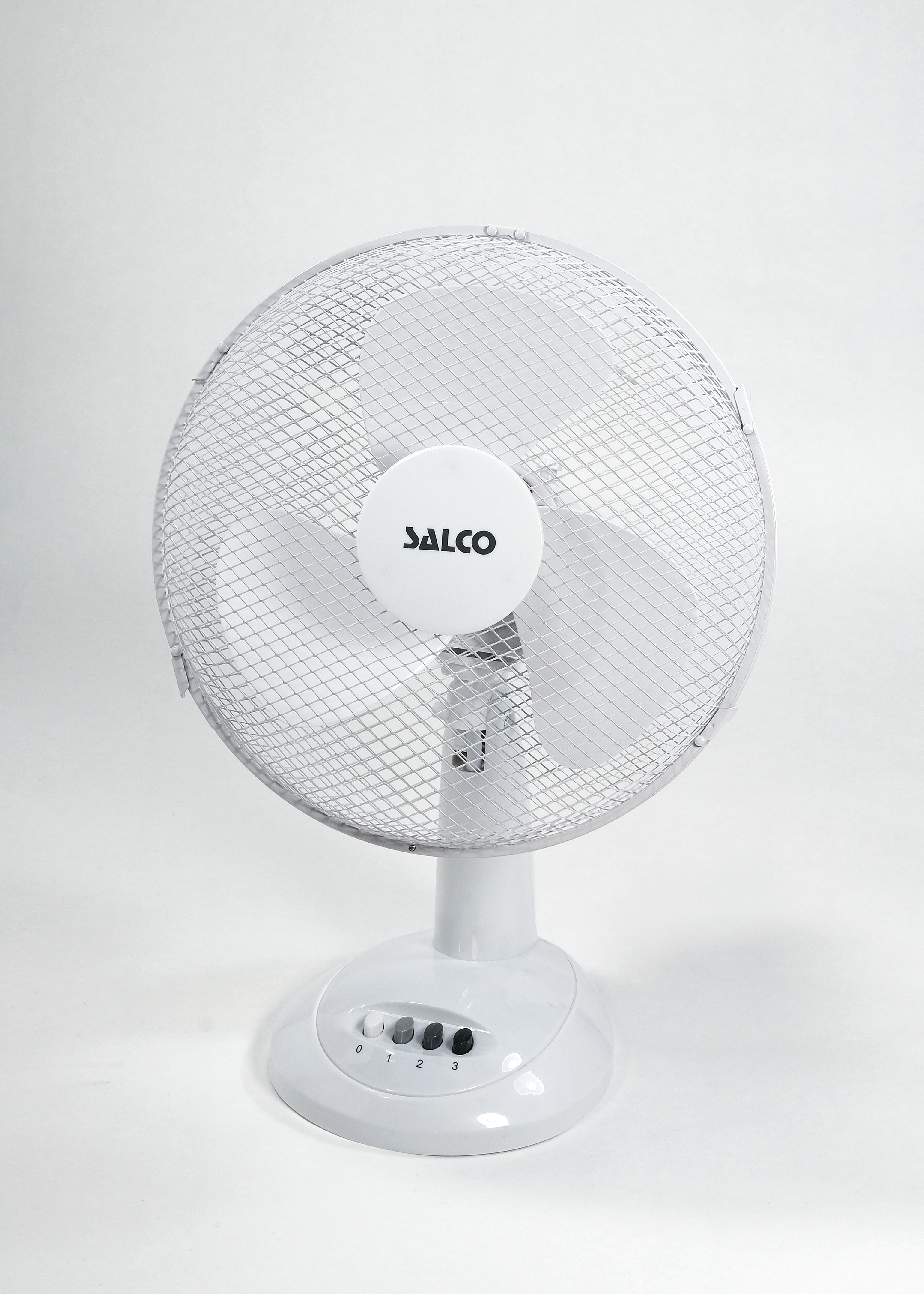 SALCO Tischventilator, platzsparend, weiß 30cm 3 Tischventilator Geschwindigkeiten, , oszillierend Durchmesser