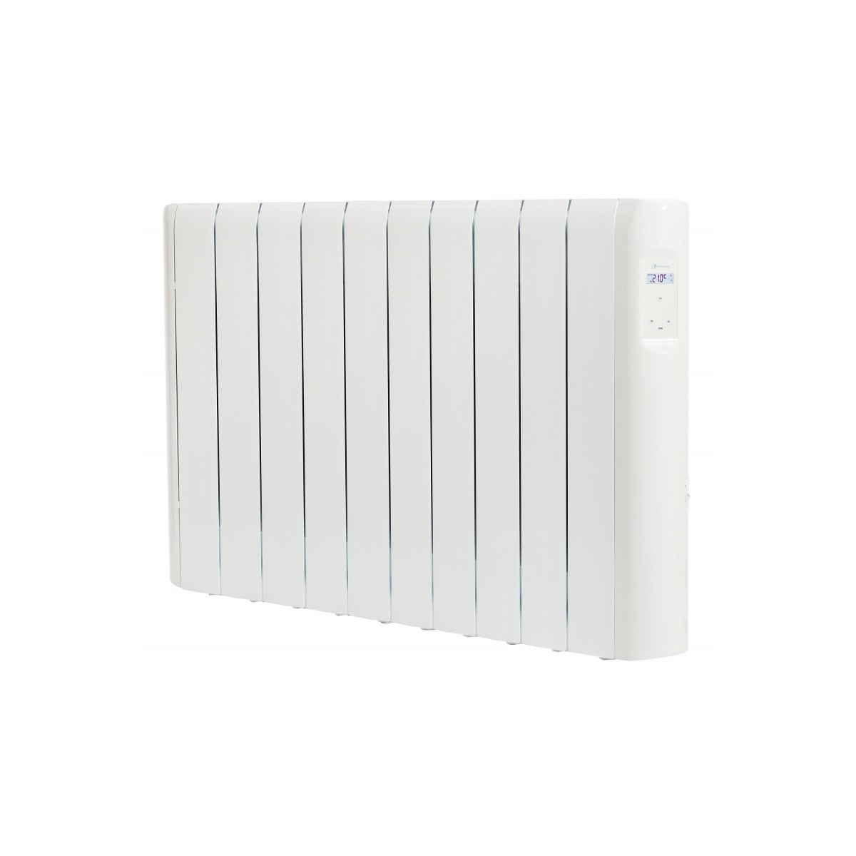 Radiador eléctrico blanco con pantalla digital. Aislado sobre blanco.