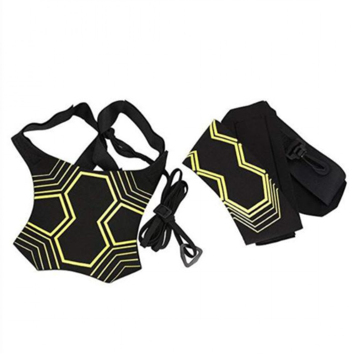 Set di attrezzatura da allenamento nero e giallo. Include gilet, fasce e un cavo di collegamento.