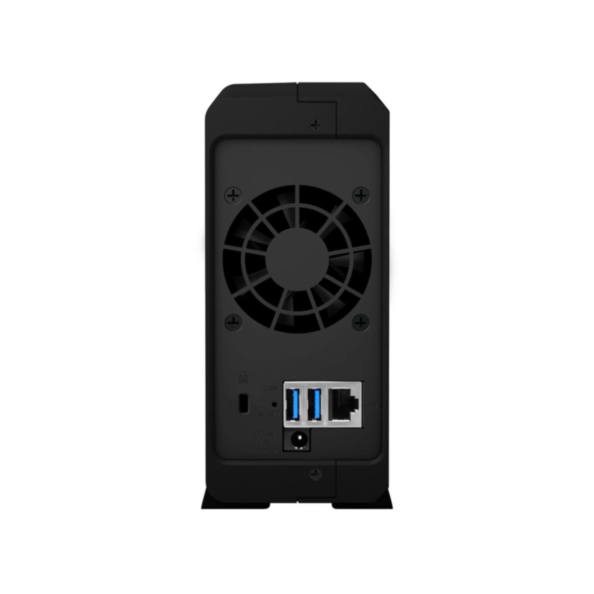 Dispositivo NAS negro, vista trasera, con ventilador, LAN, puertos USB y entrada de alimentación. Fondo blanco.