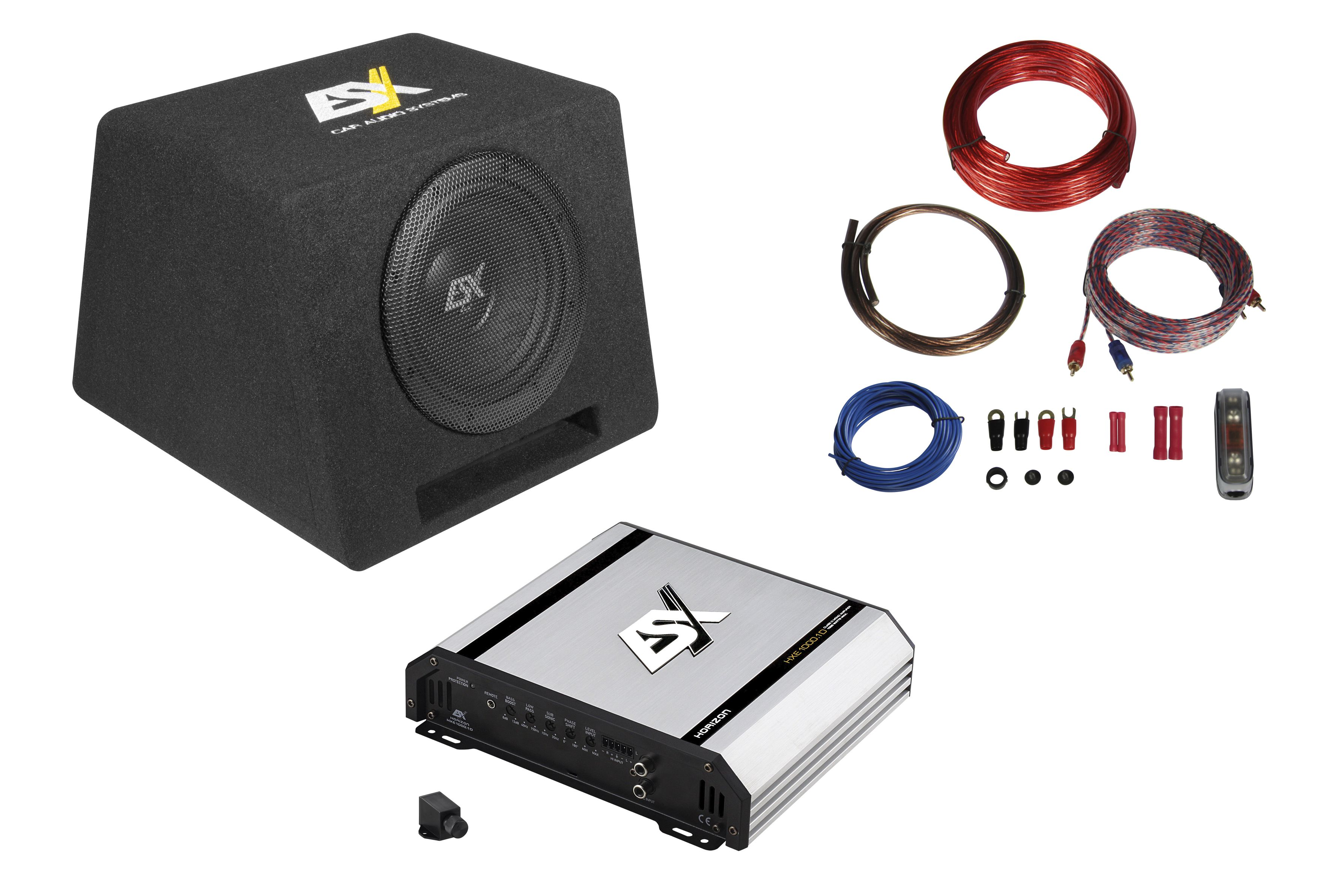 Auto-Audio-Subwoofer, Verstärker und Verkabelung. Schwarze Subwoofer-Box und silberner Verstärker mit roten und blauen Kabeln.