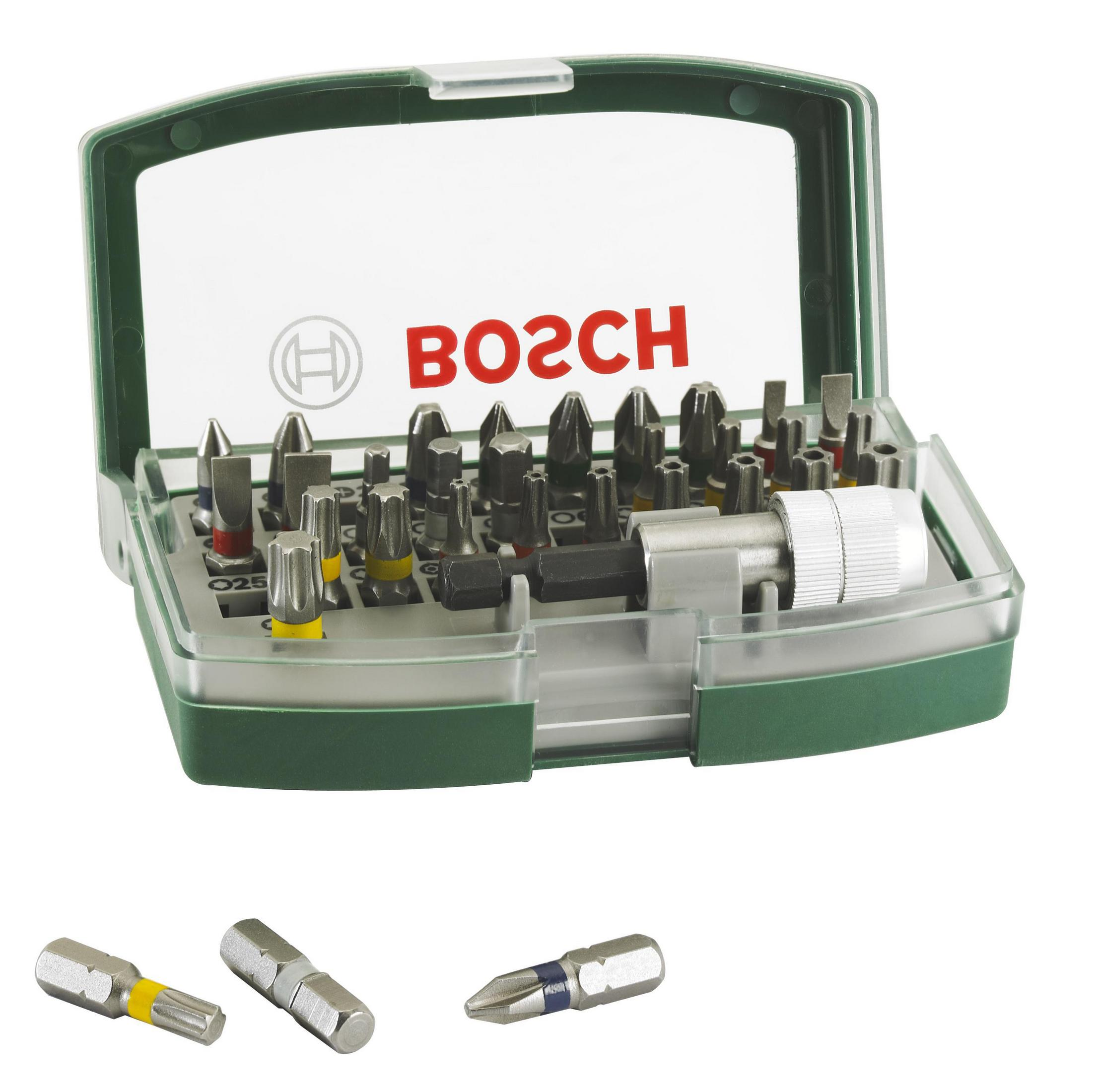 Satz Bohrer in einem grünen Koffer. Die Marke ist BOSCH. Drei Bits befinden sich außerhalb des Koffers.