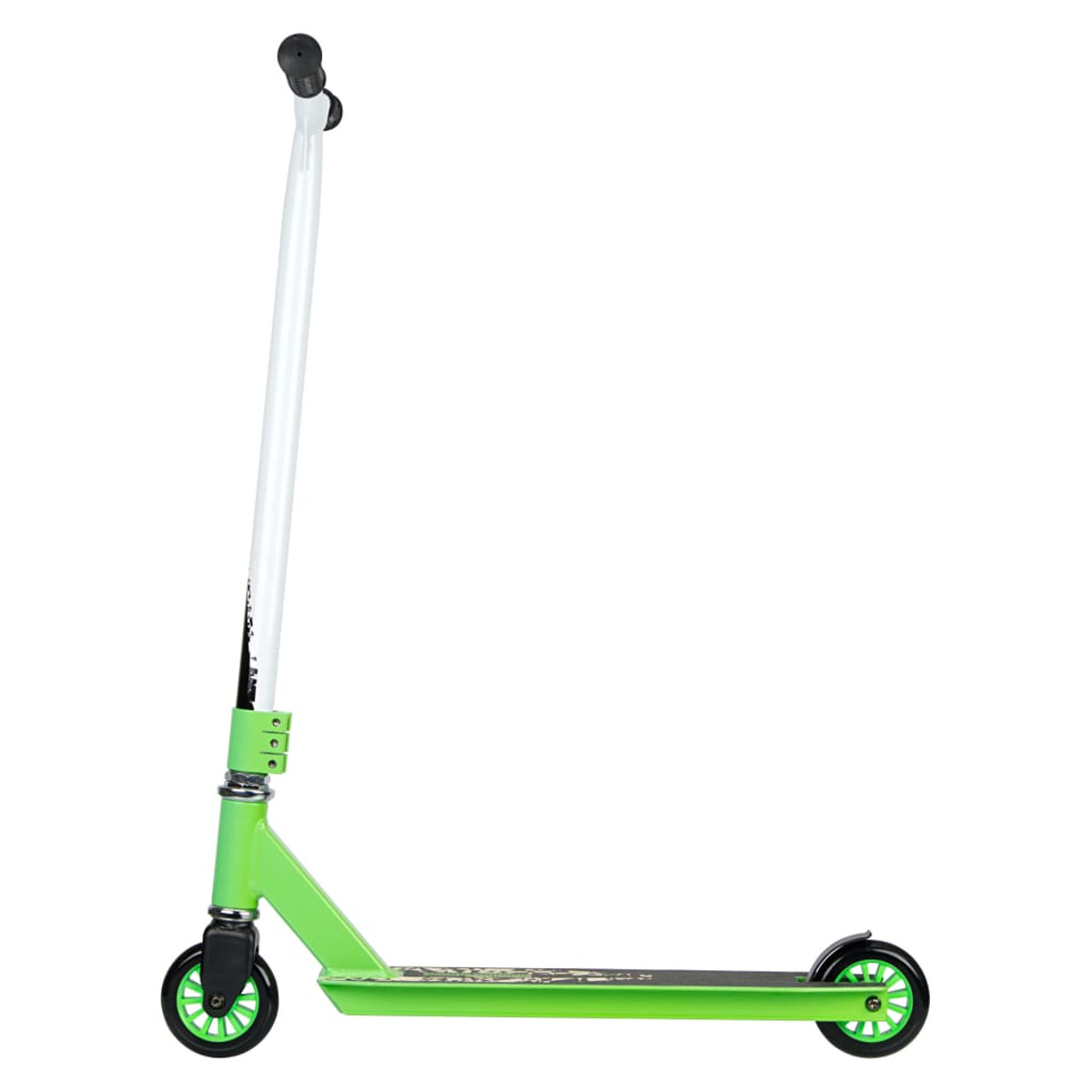 Scooter verde e bianco su sfondo bianco, con manubrio bianco e ruote nere.