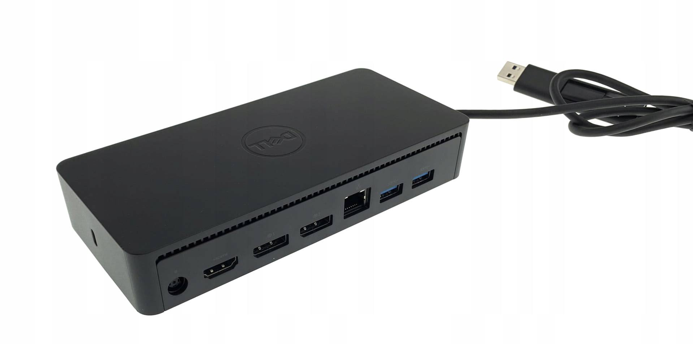 Czarna stacja dokująca Dell z wieloma portami i kablem USB.