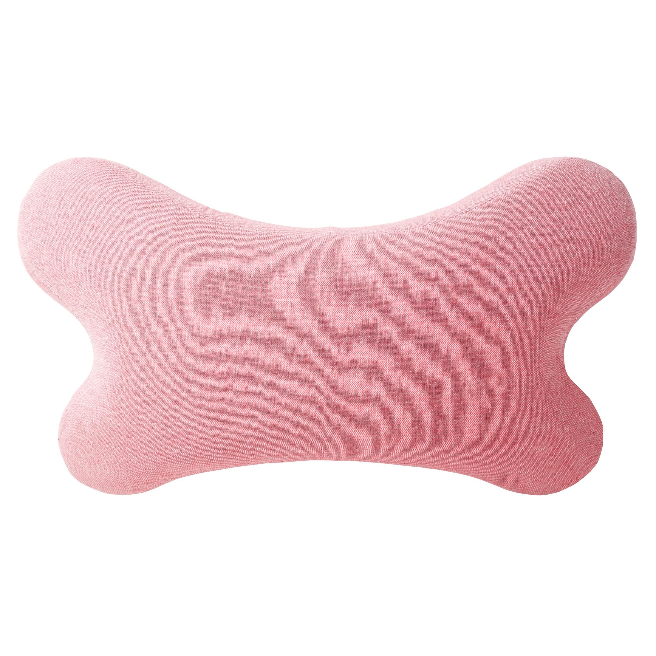 Een roze botvormig kussen op een witte achtergrond, vaak gebruikt voor nekondersteuning.
