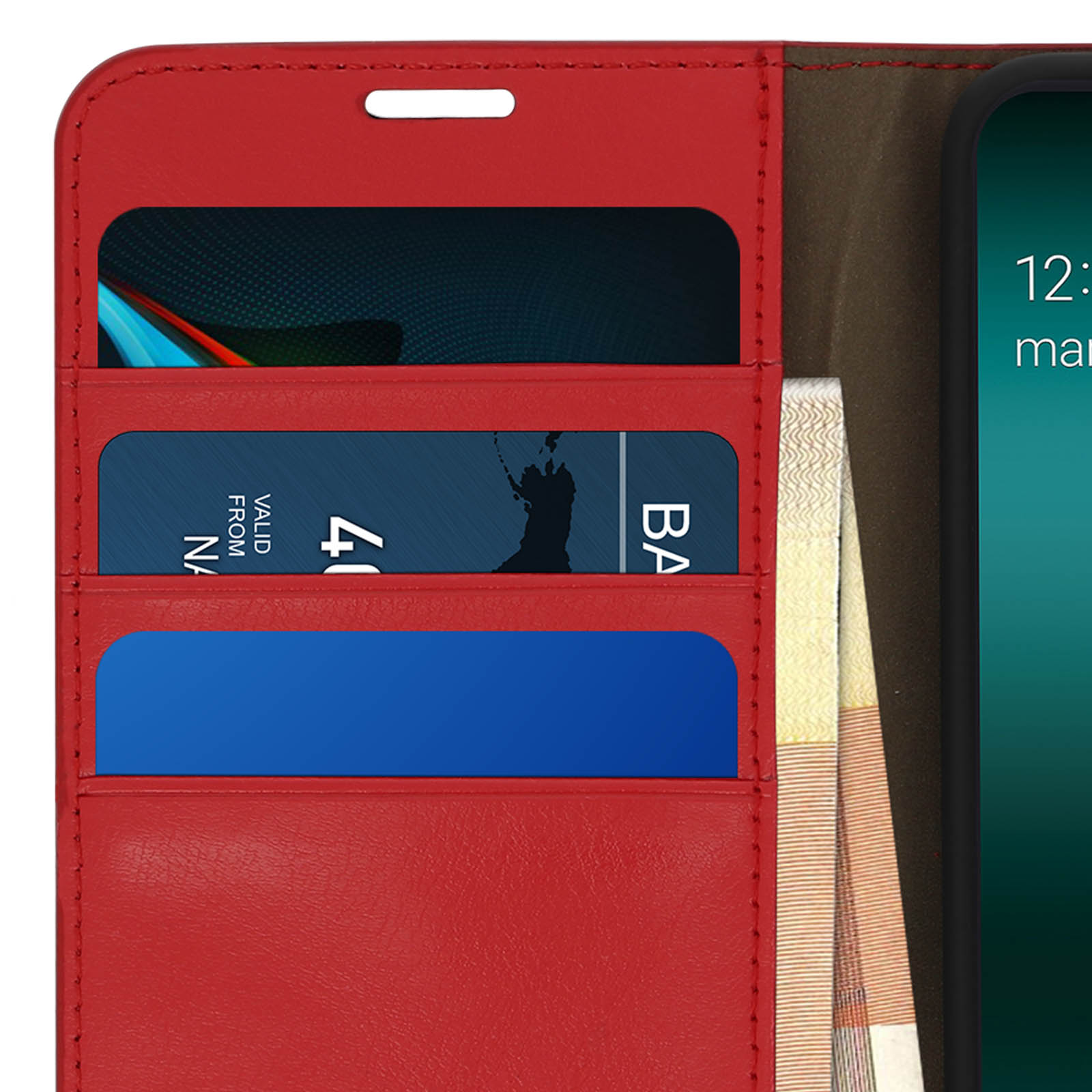Rode portemonnee open, met kaarten en contant geld zichtbaar. Een mobiele telefoon is gedeeltelijk zichtbaar.