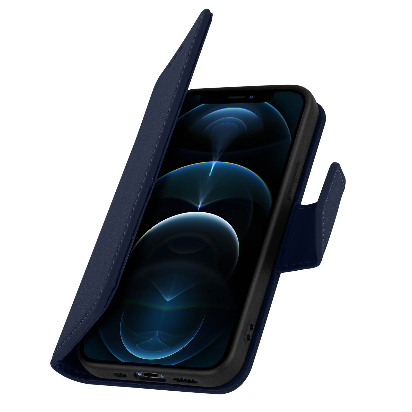 Een blauwe telefoonhoes beschermt een telefoon, met een zichtbaar scherm. Het staat tegen een witte achtergrond.