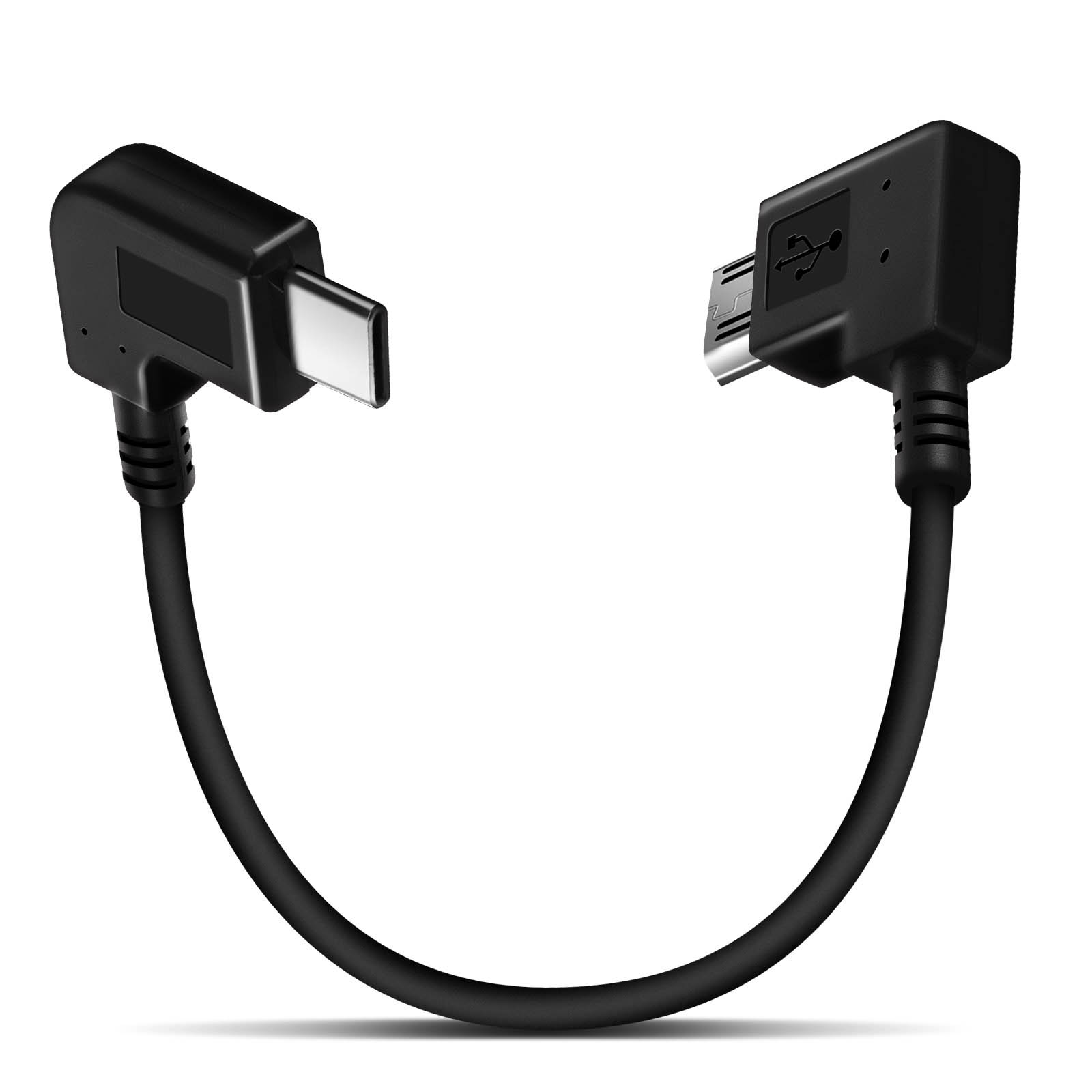 Cavo adattatore USB-C a Micro USB nero con connettori angolati. Sfondo nero.