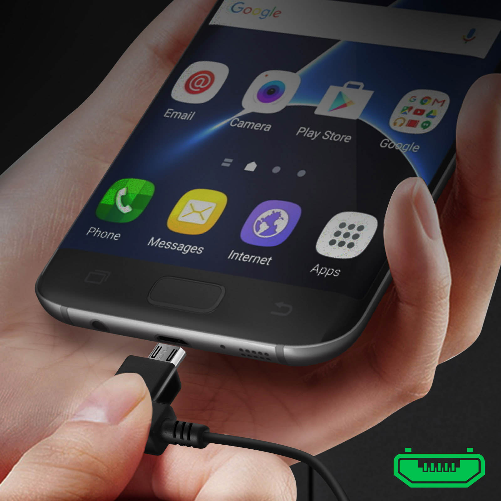 Una mano collega un cavo USB-C a uno smartphone. Lo schermo mostra le icone delle app.