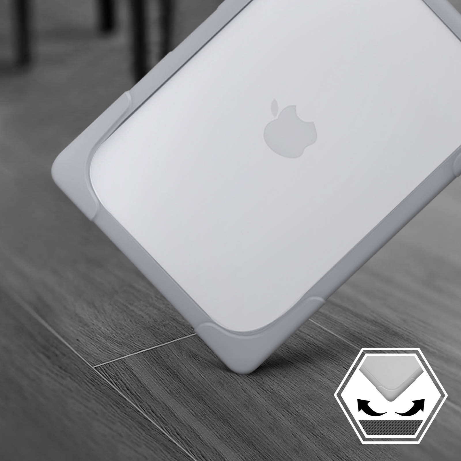 Laptop-Hülle, Apple-Logo sichtbar, auf Holzoberfläche, mit Schutzgrafik.