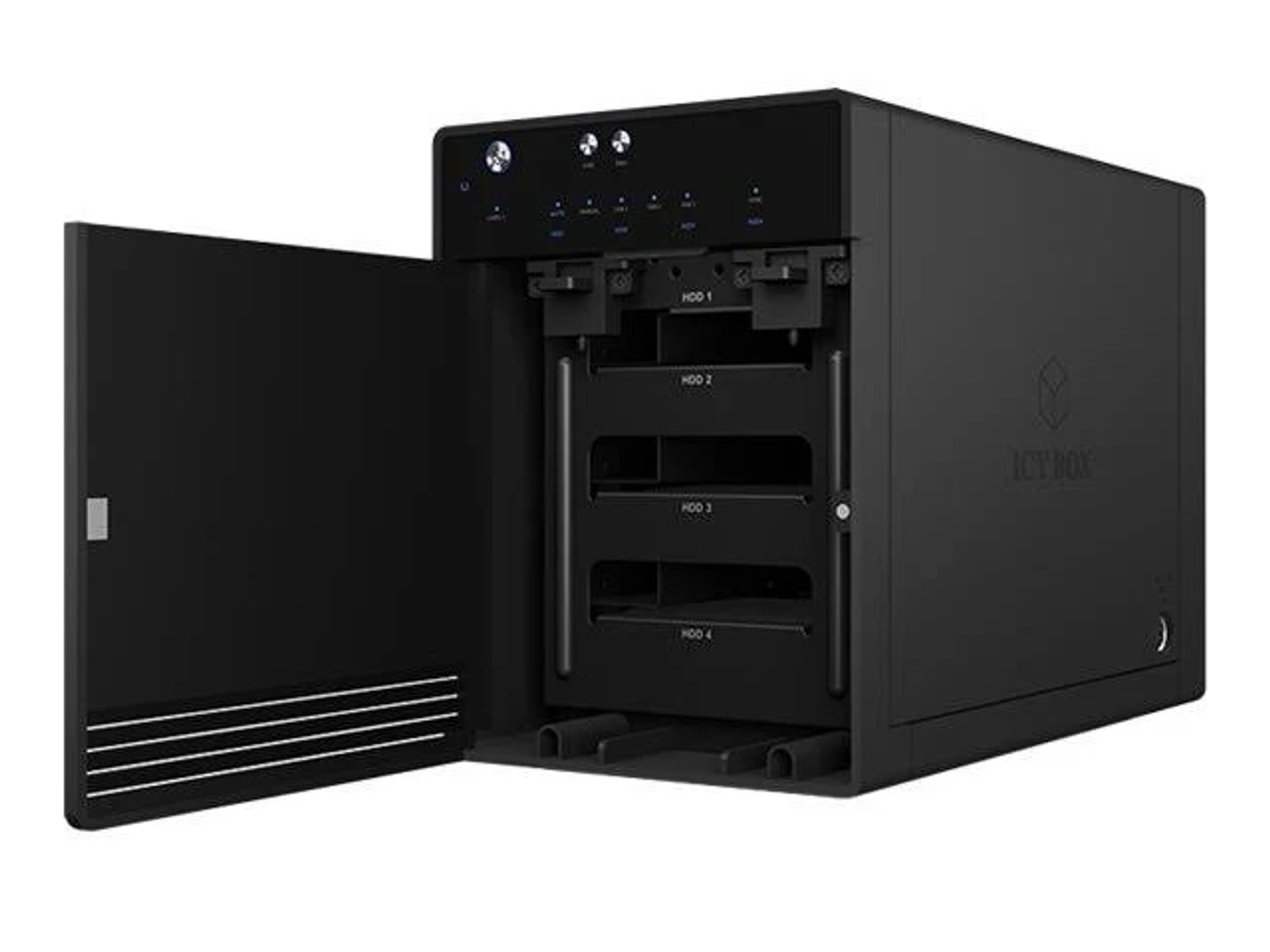 Ein schwarzer Server mit offener Tür, der drei Fächer freigibt. Der Server steht auf weißem Untergrund.