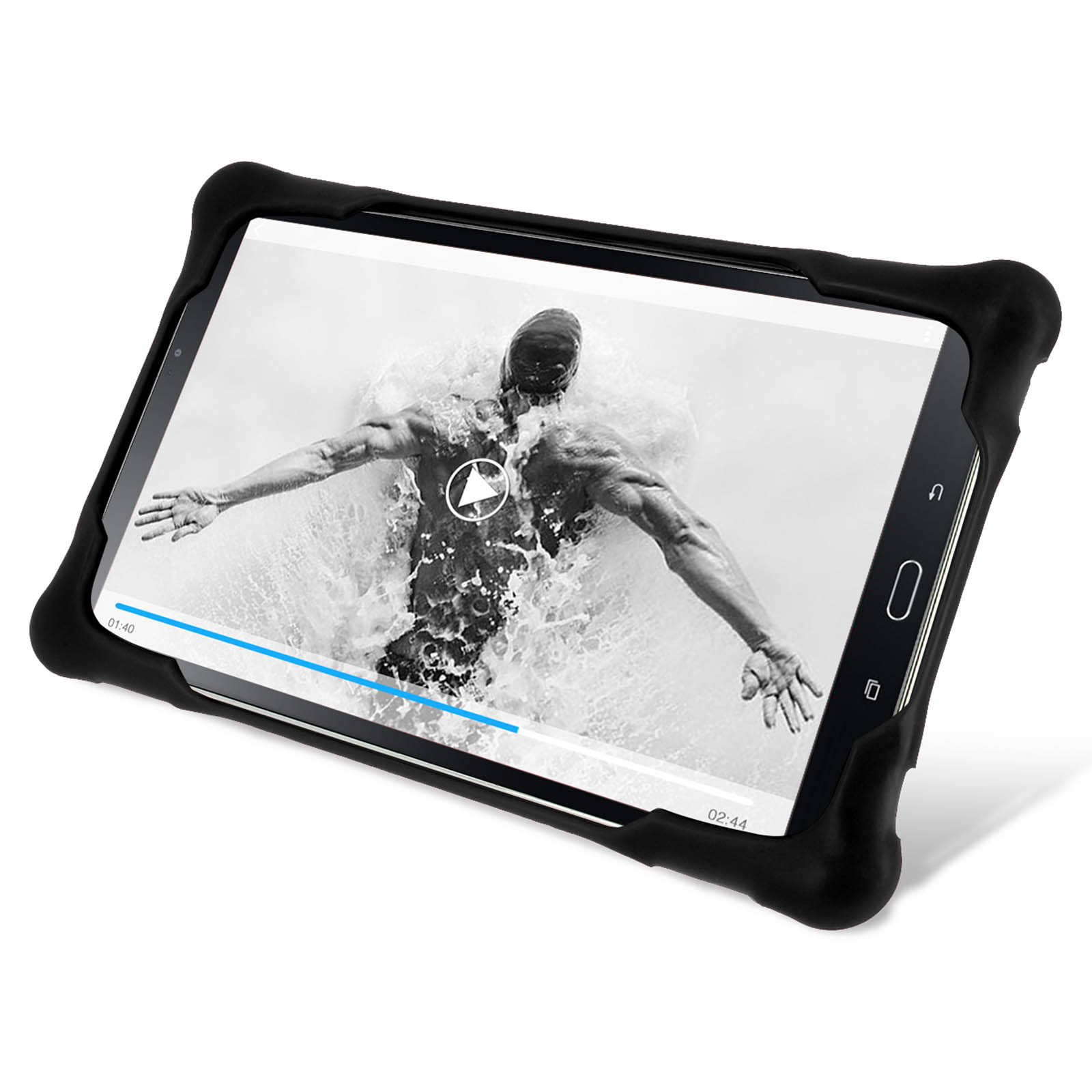 Tablet in schwarzer Schutzhülle, spielt ein Video eines Schwimmers ab.