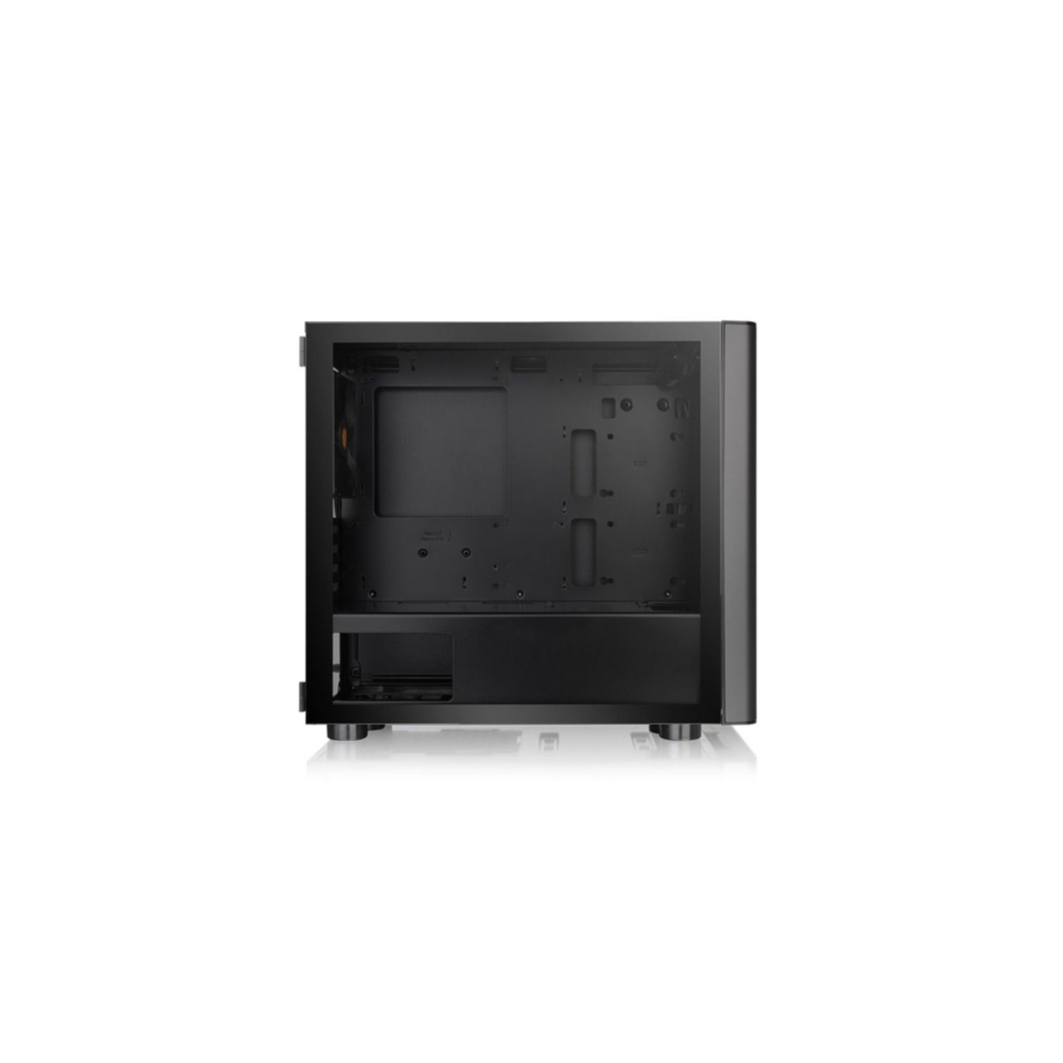 Case per computer nero con parte anteriore aperta. L'interno è visibile, con punti di montaggio e spazio.