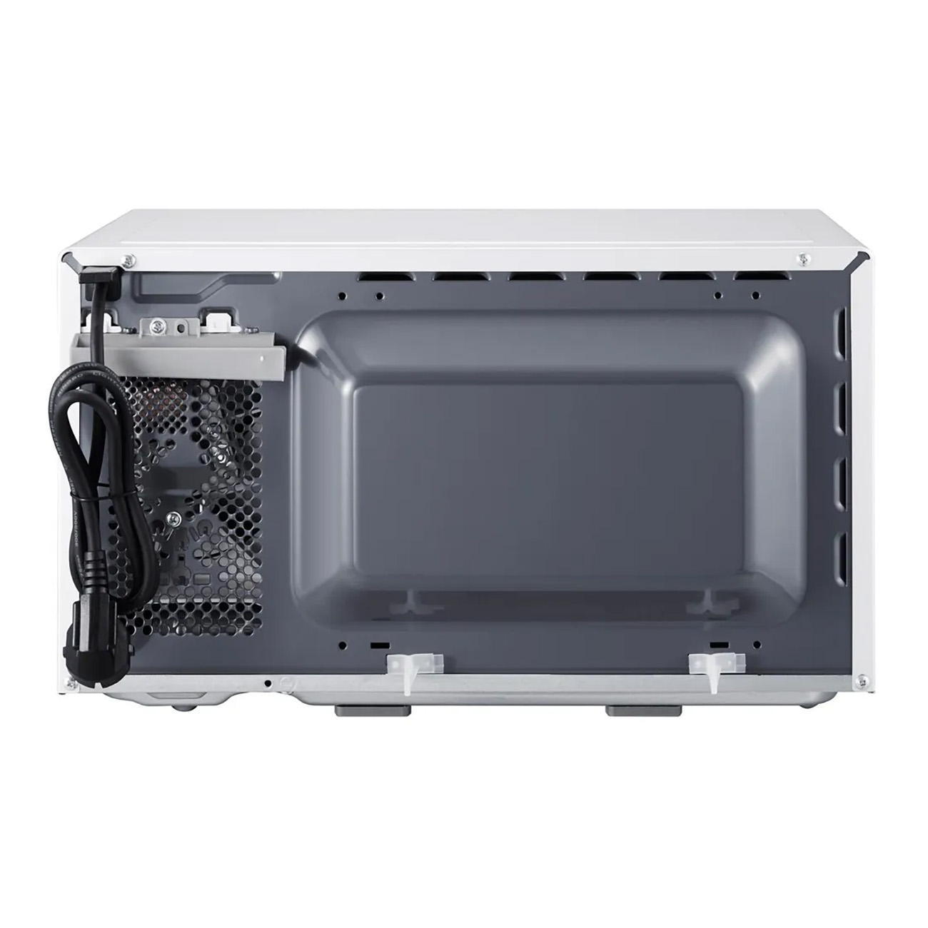 Horno microondas blanco. Vista trasera, que muestra la cavidad interna y la conexión del cable de alimentación.