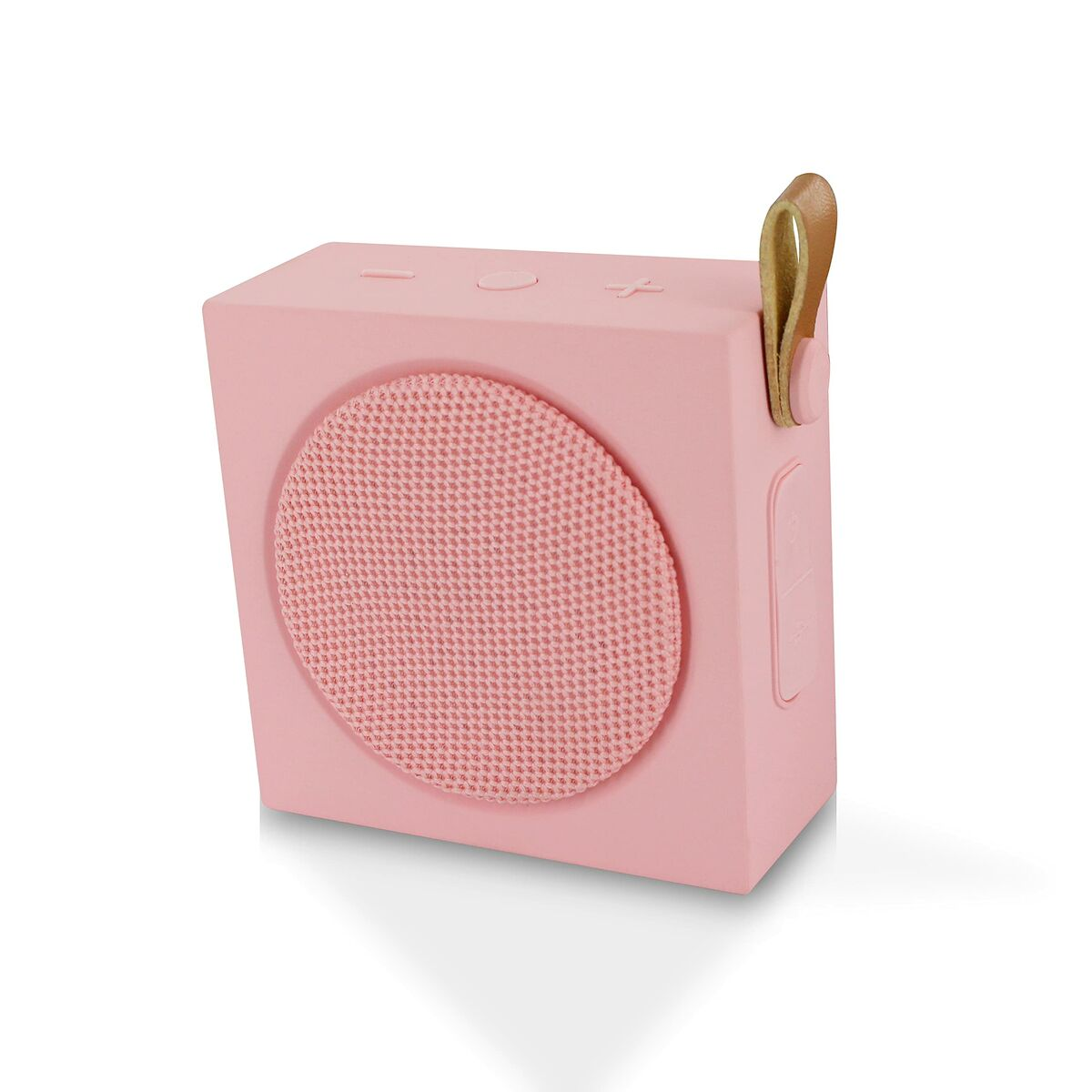Un piccolo altoparlante rosa quadrato con una maniglia sulla parte superiore. Ha una faccia dell'altoparlante a rete.