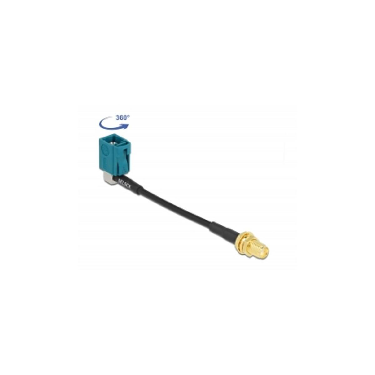 Blau-schwarzer Stecker mit Kabel und goldfarbener Spitze.