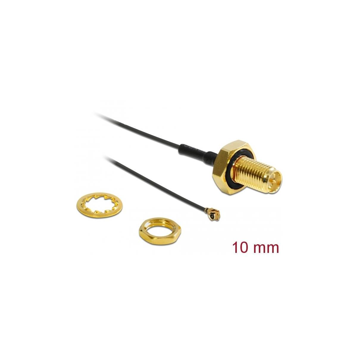 Parti dell'antenna: filo dell'antenna nero, connettore dorato e hardware di montaggio.