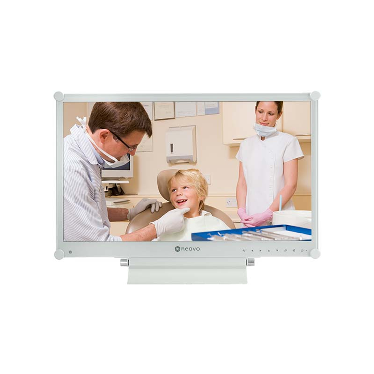 Ein Monitor, der einen Zahnarzt zeigt, der einen kleinen Jungen behandelt. Eine Krankenschwester steht daneben.